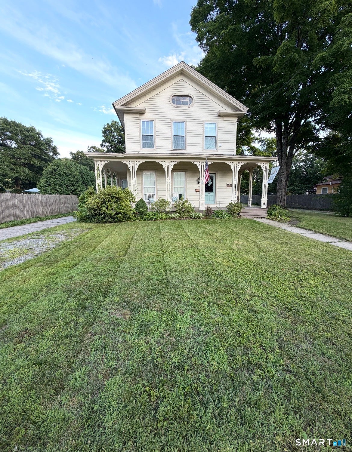 64 Elm Street — photo