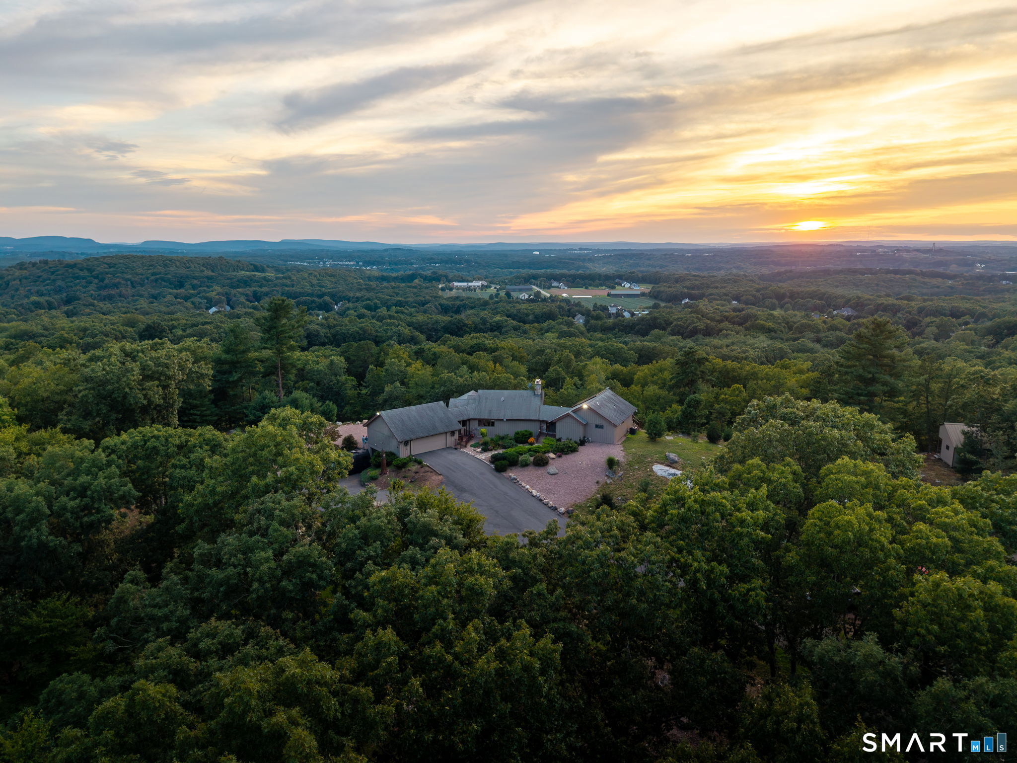 400 Dayton Road — photo
