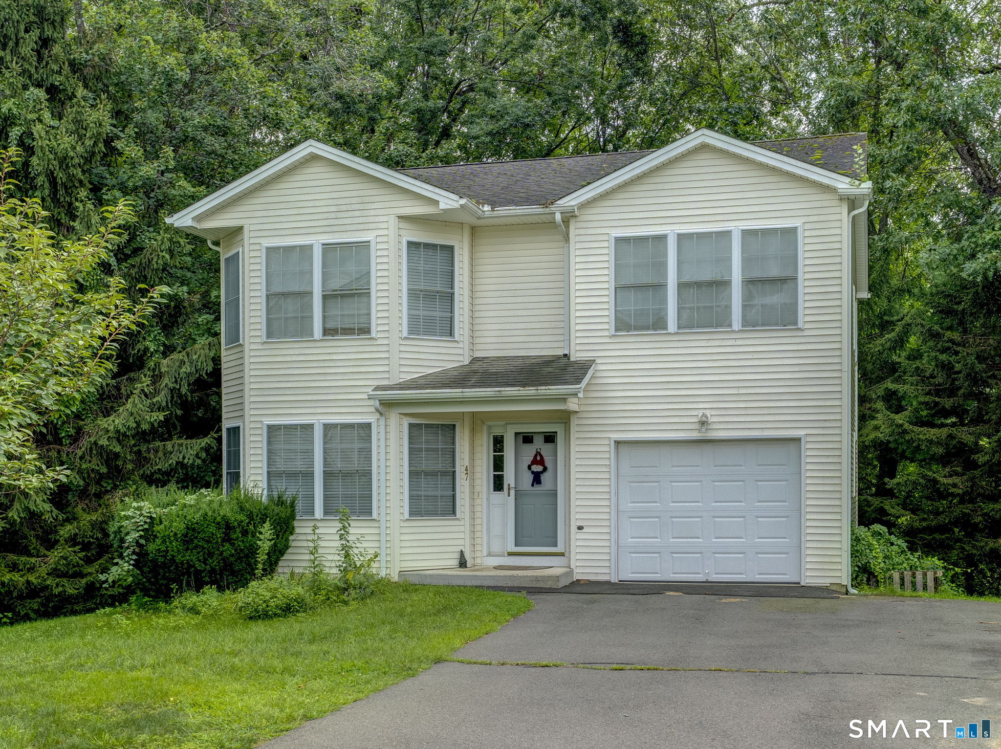 47 Tunxis Street 12 — photo