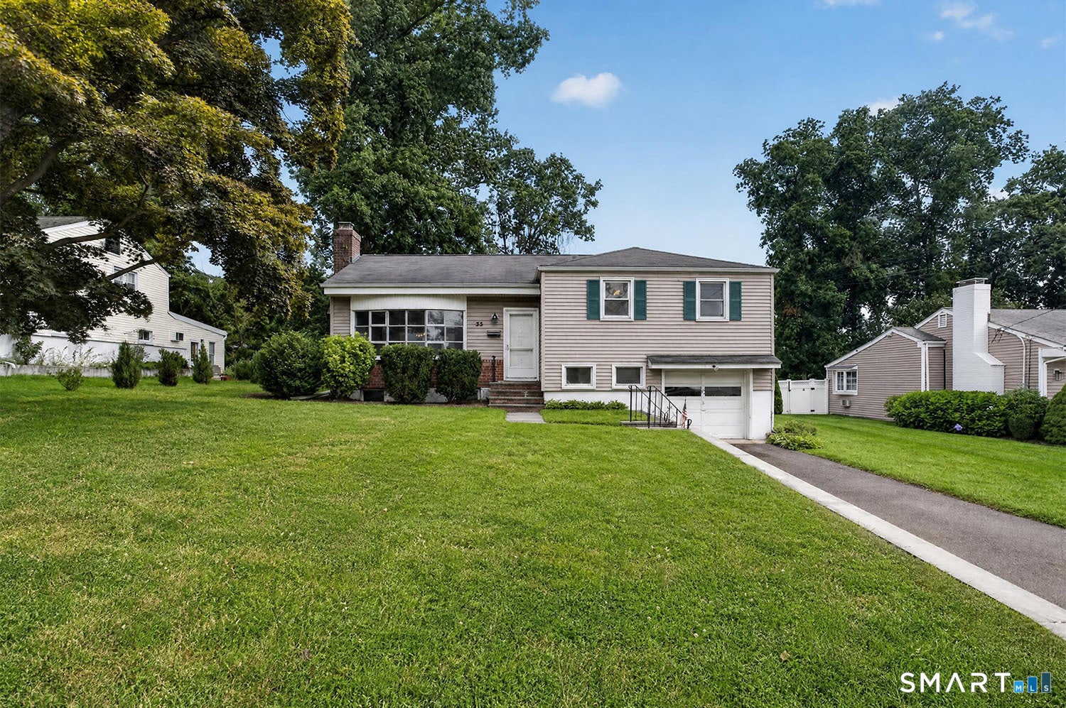 55 Dann Drive — photo