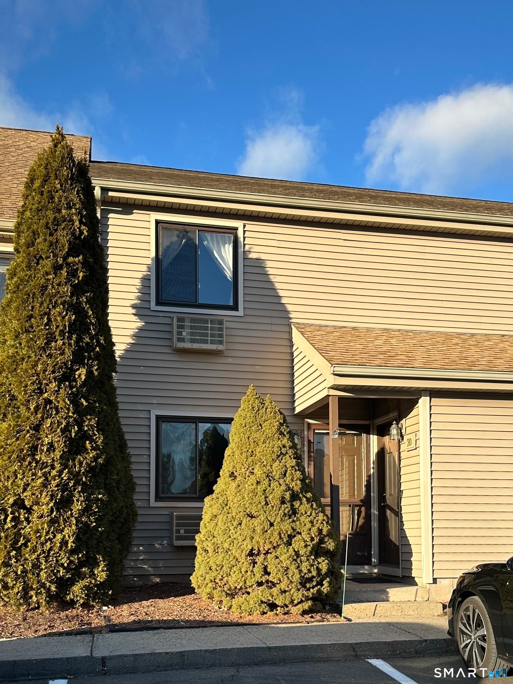 371 Emmett Street 19 — photo