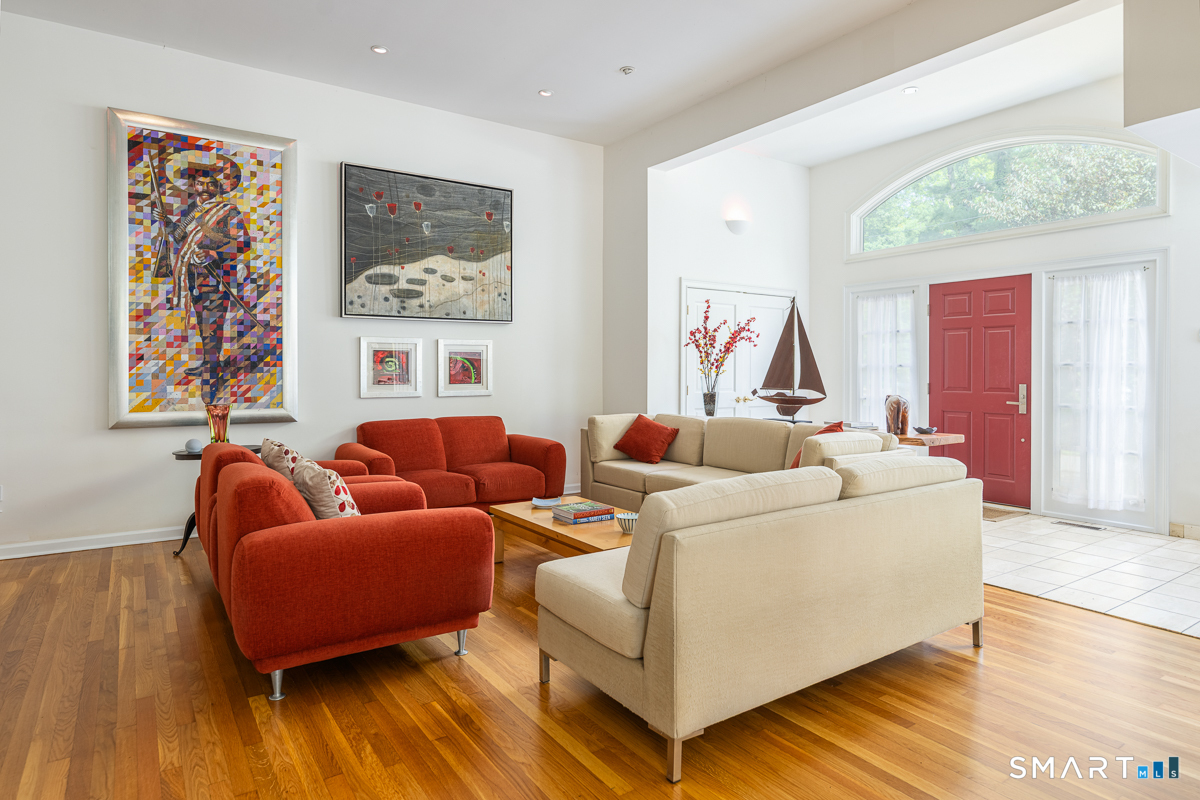 Home in Greenwich, CT 06831 — photo 3