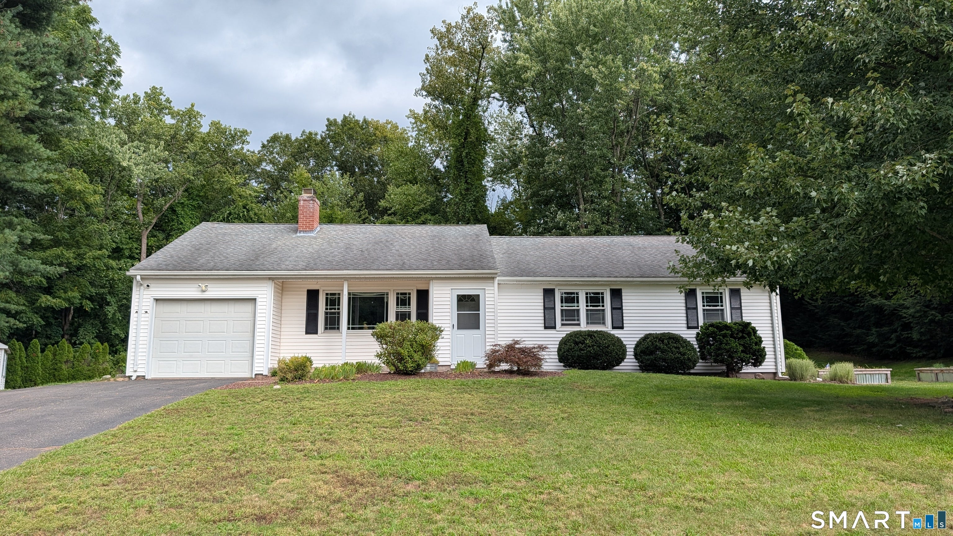 166 Stevens Lane — photo