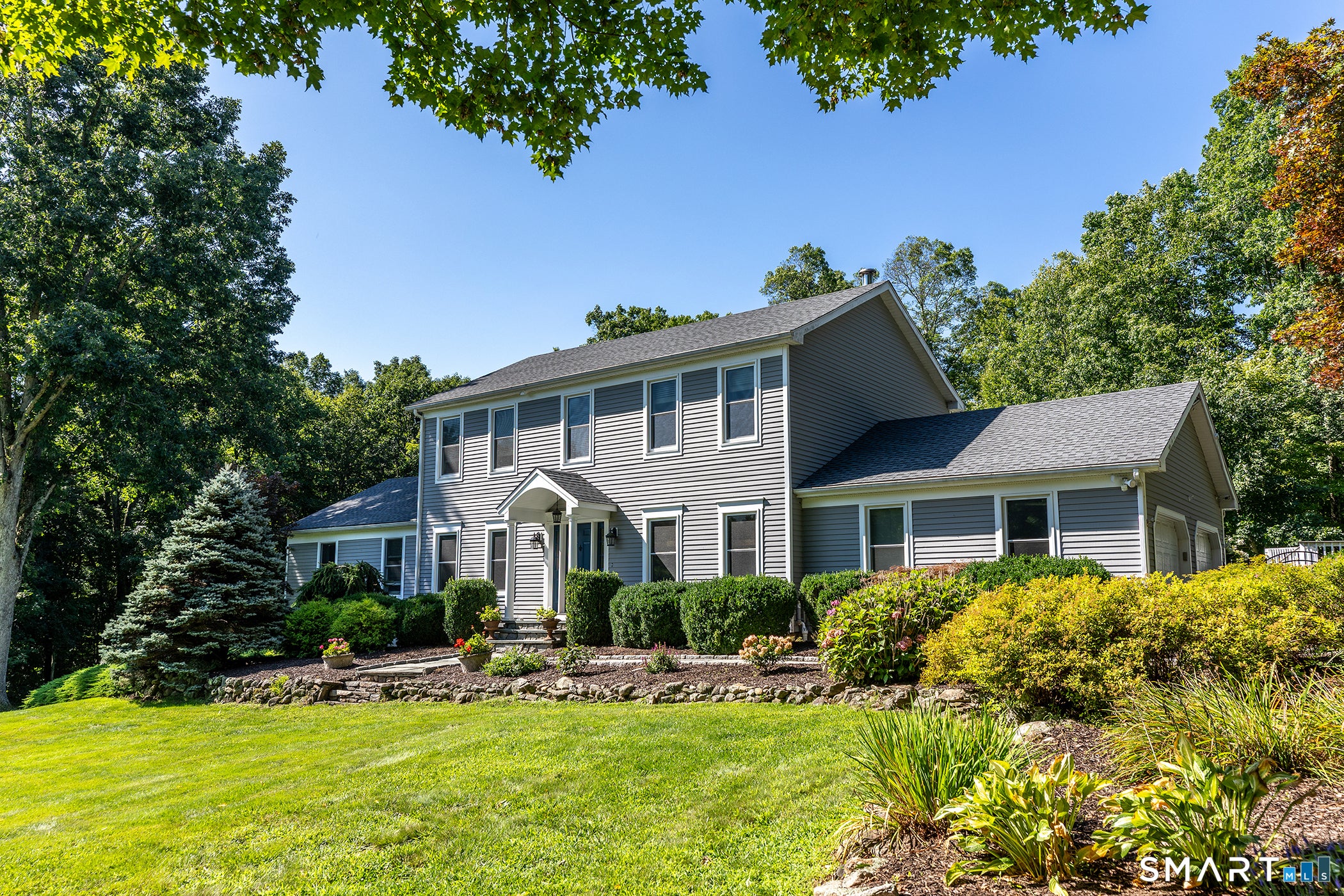 21 Walker Brook Drive — photo