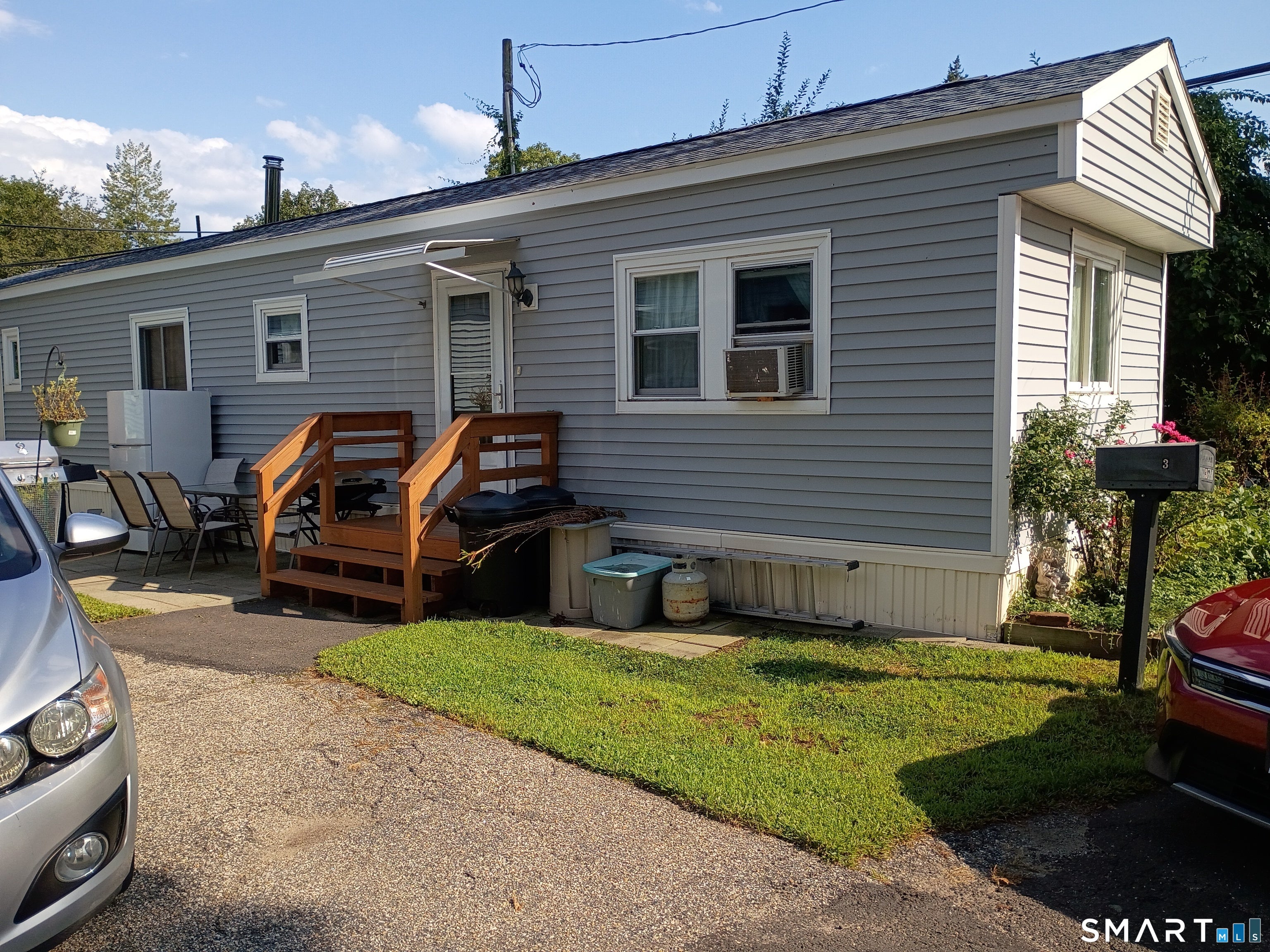 3 Horseshoe Drive — photo