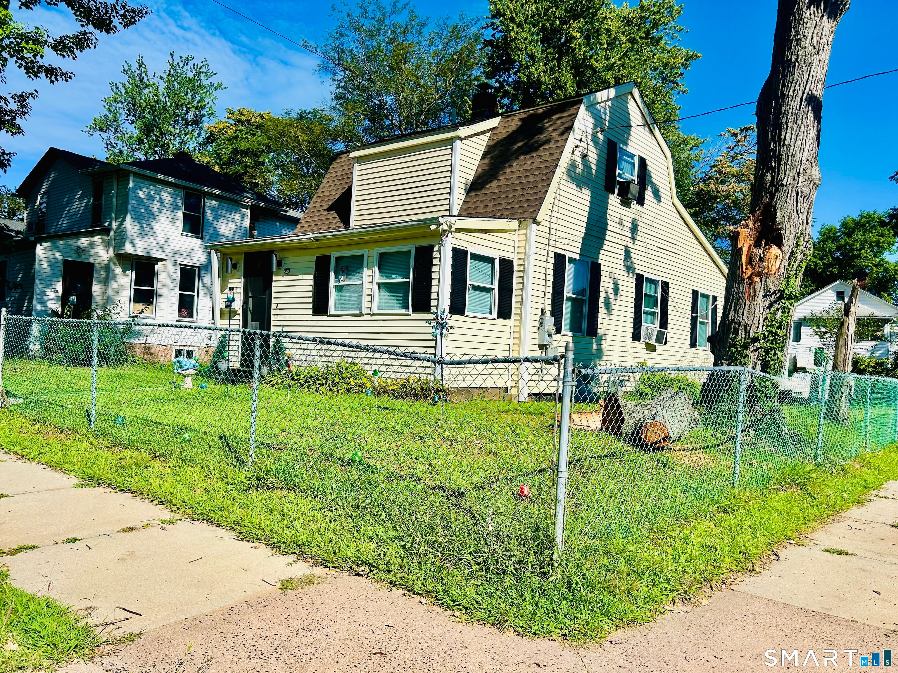 2 Simpson Street — photo