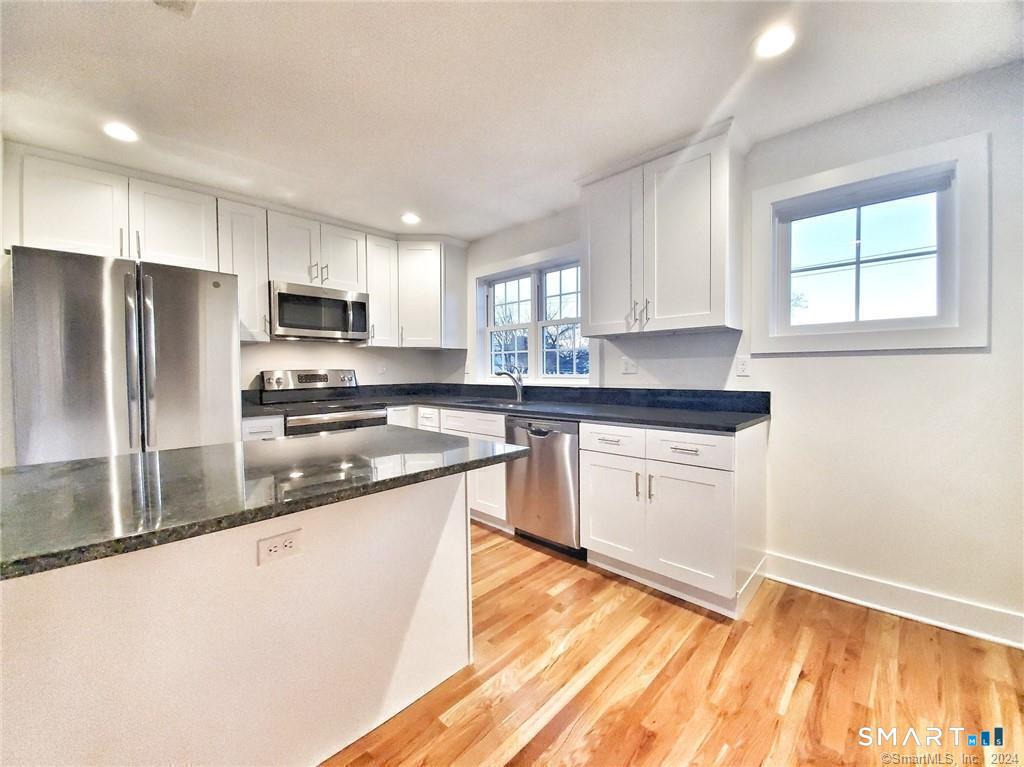 30 Ferris Avenue B4 — photo