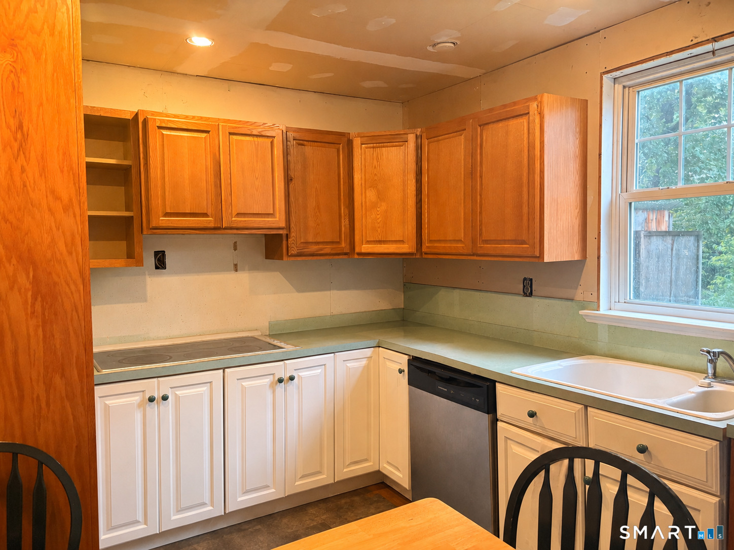 95 Morningside Drive East, Bristol, CT 06010 — photo 2