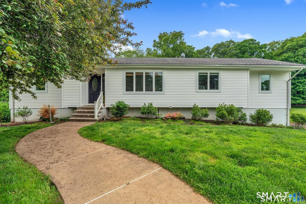 37 Woodside Drive — photo