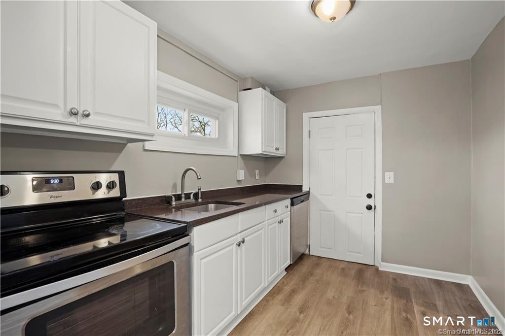 106 River Road 3 — photo