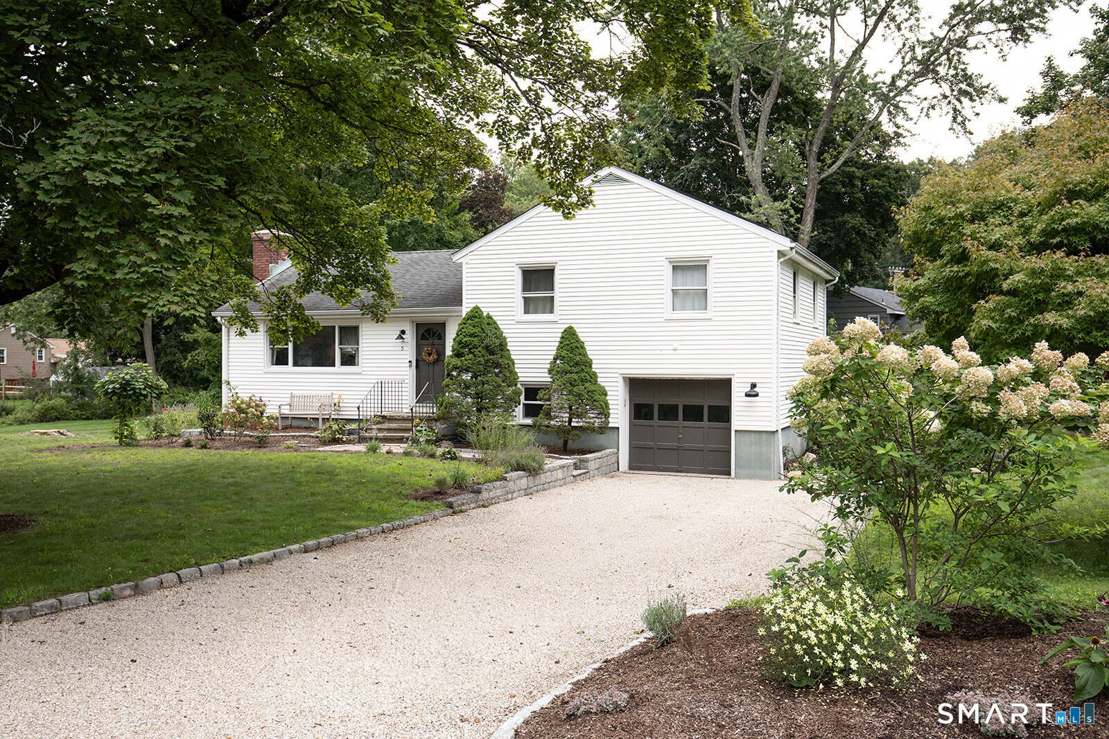 5 Cornwall Court — photo