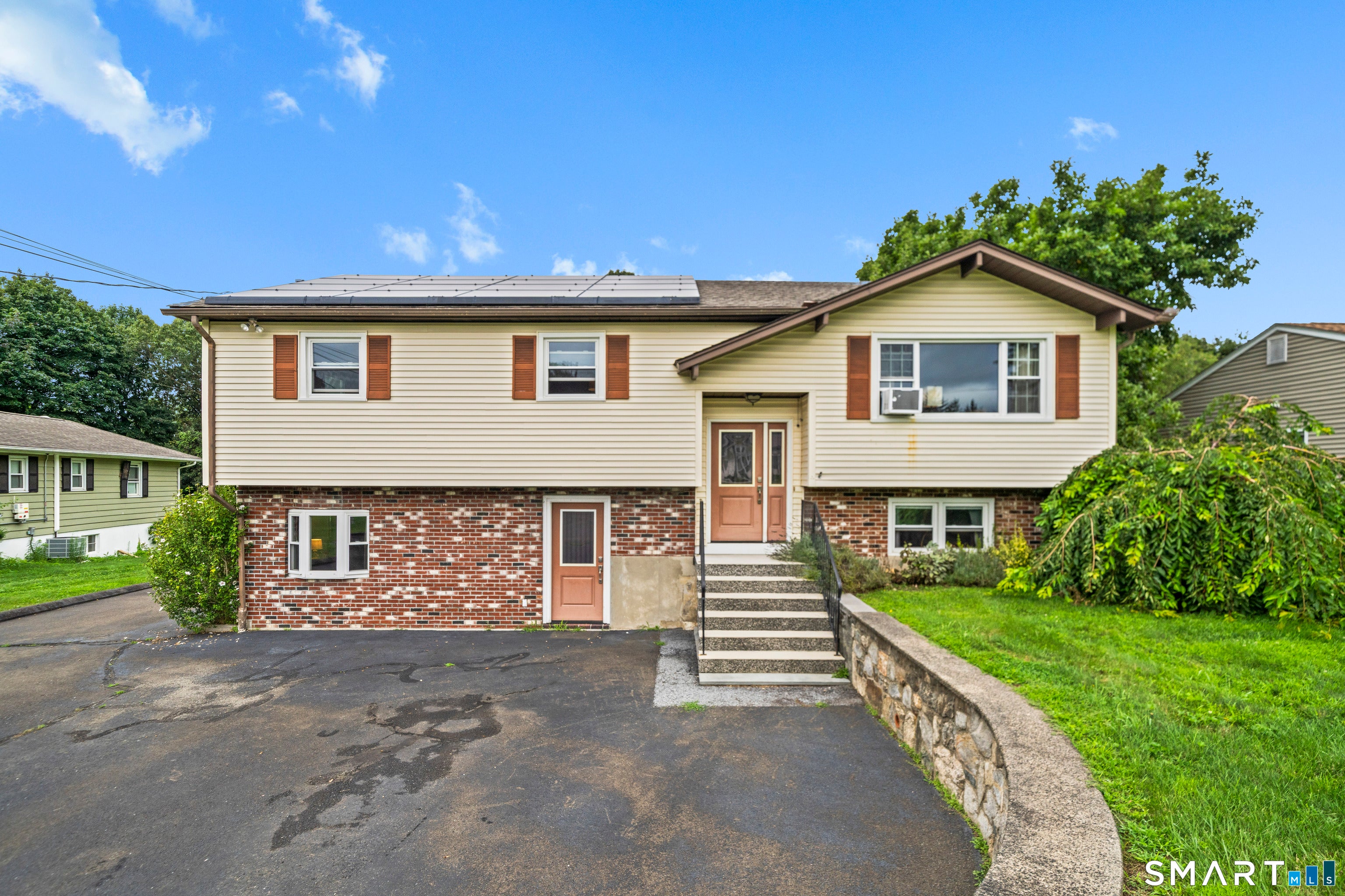 5 Terrace Drive — photo