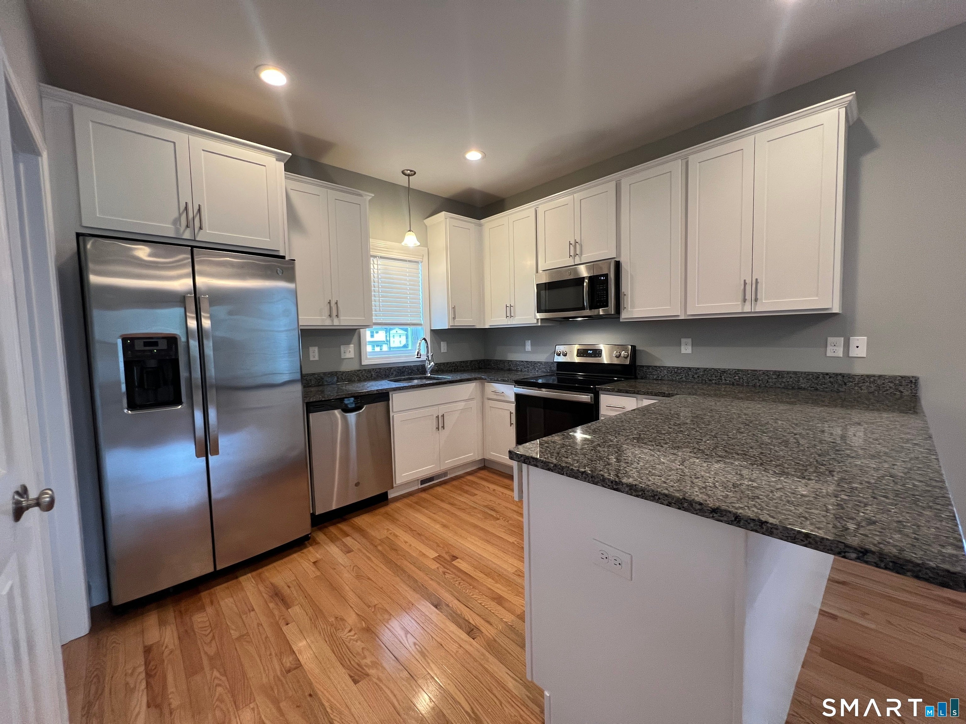 39 Eden Avenue 1 — photo