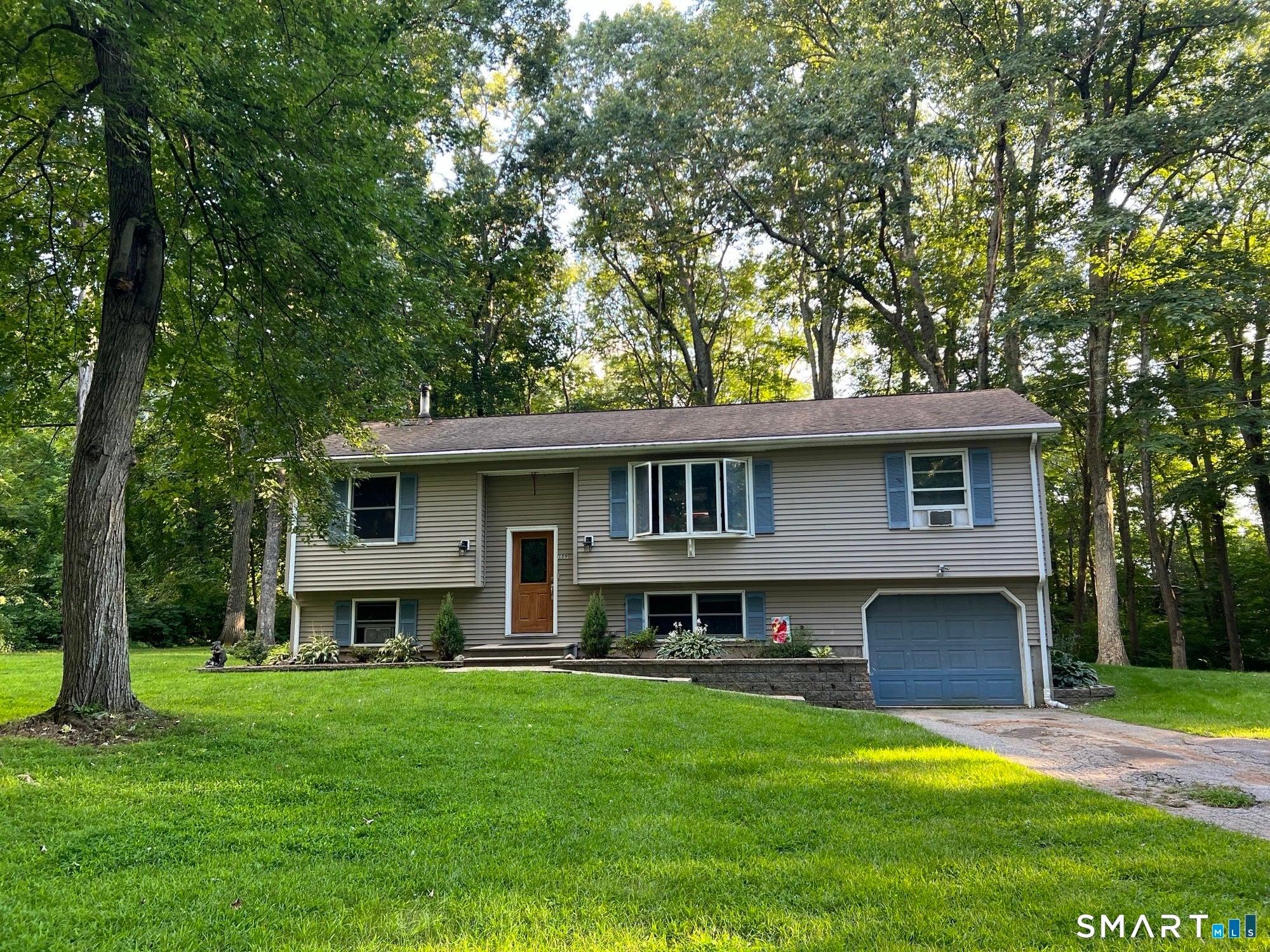 109 Sycamore Trail — photo