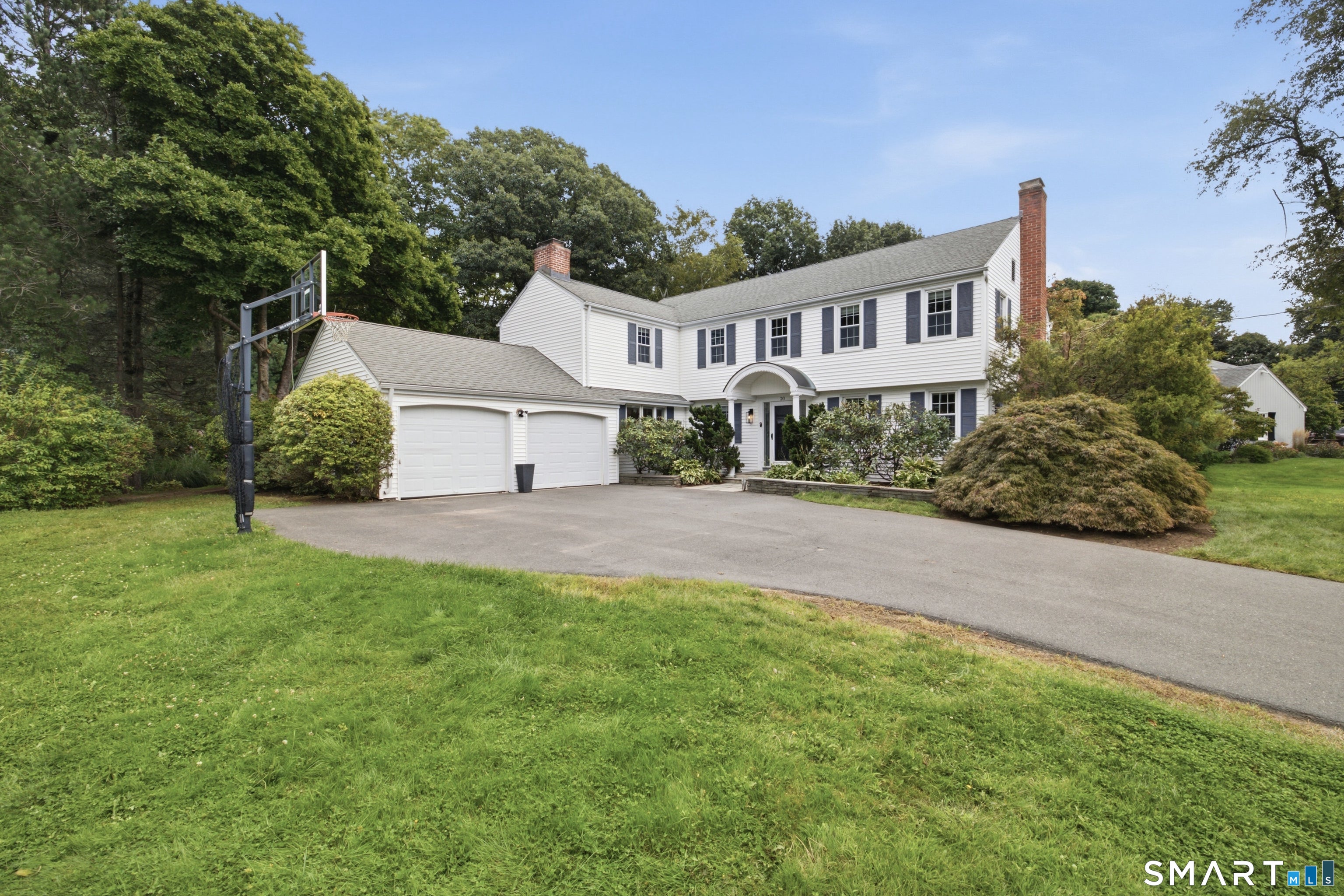 20 Lakeview Drive — photo