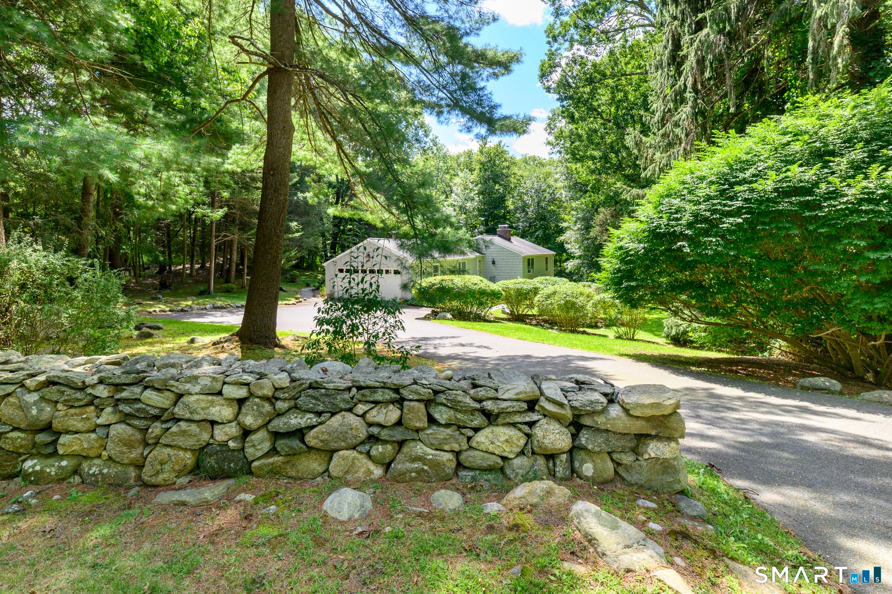85 Indian Hill Road — photo