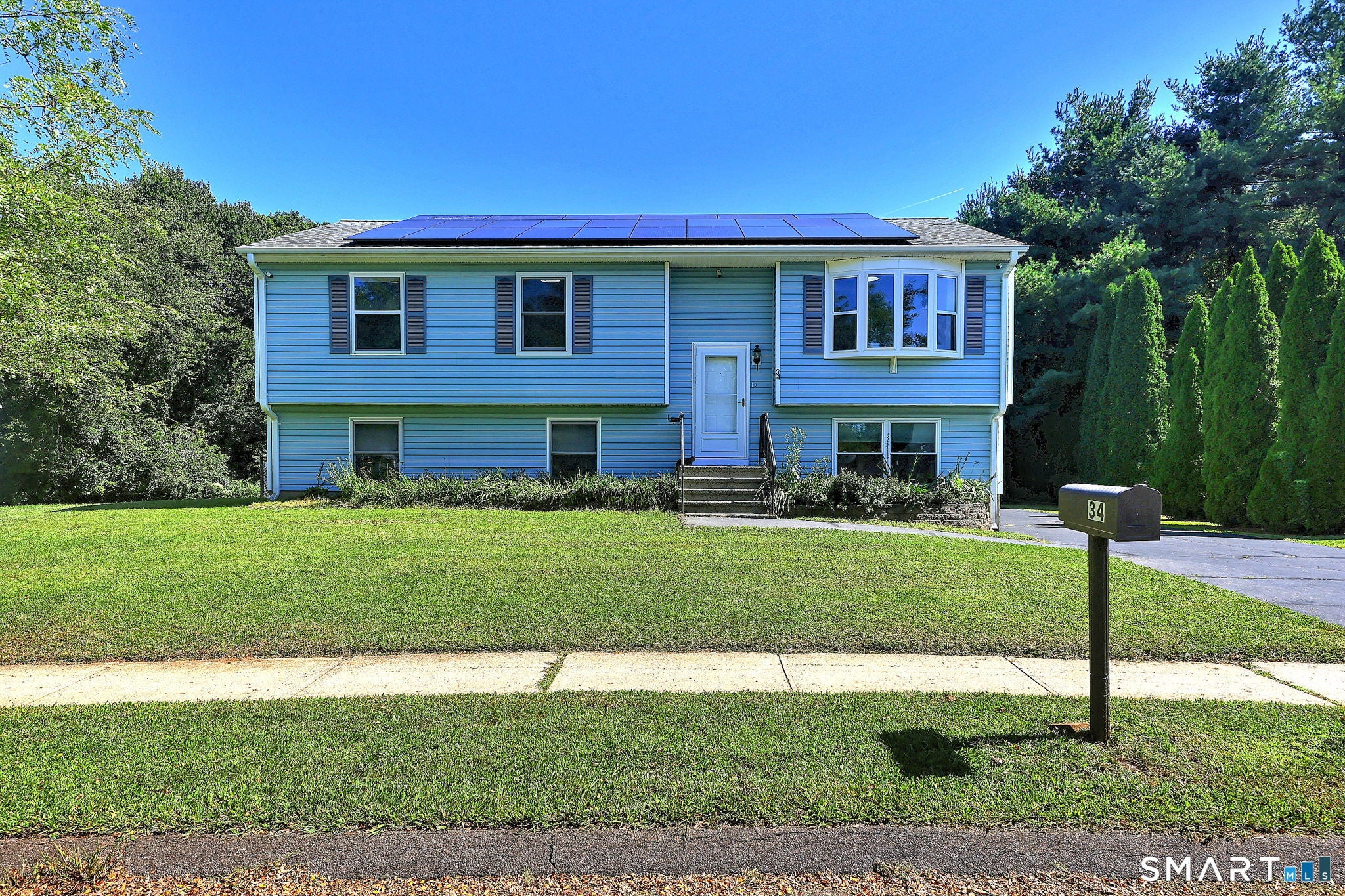 34 Fawn Drive — photo