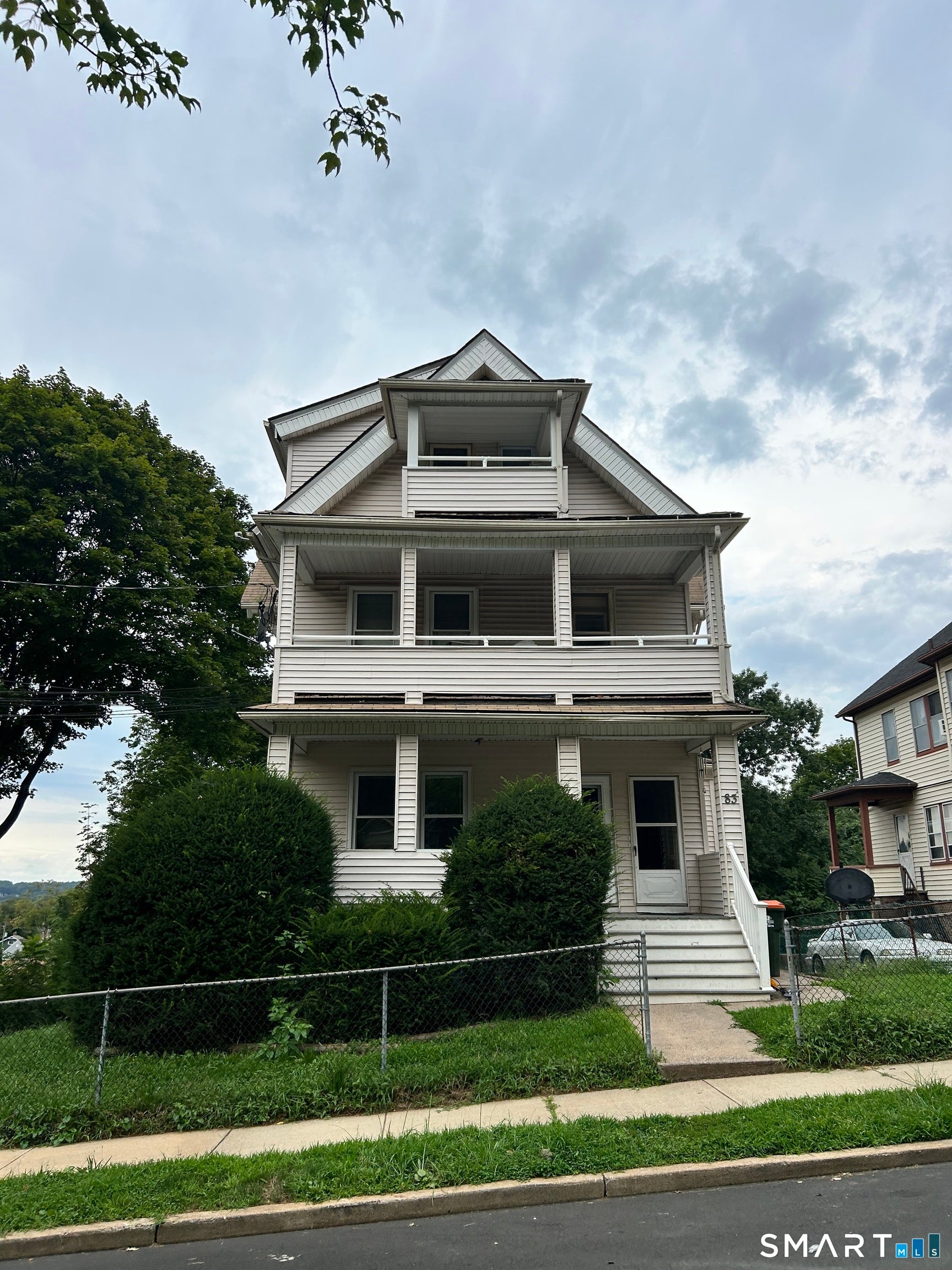 83 Pleasant Street — photo