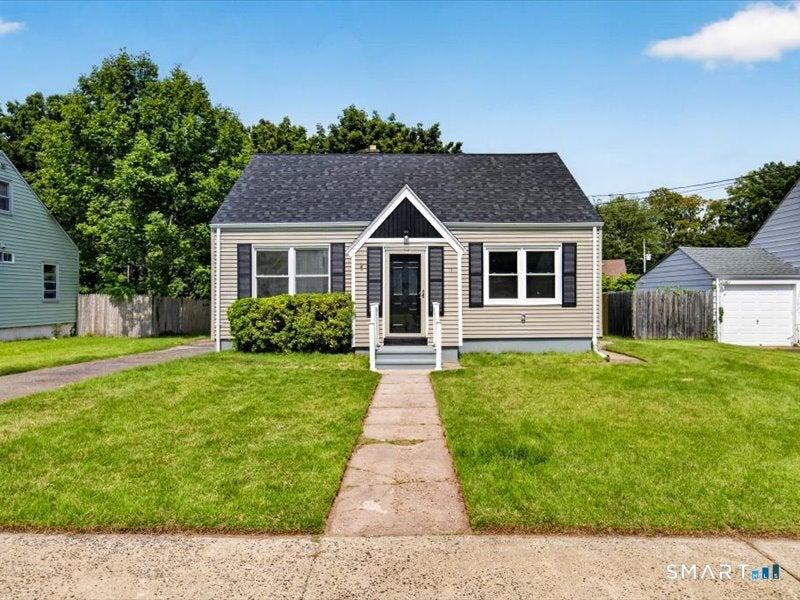 79 West Helen Street — photo