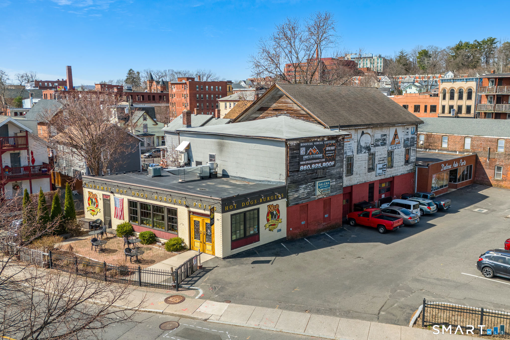 61 Glen Street — photo
