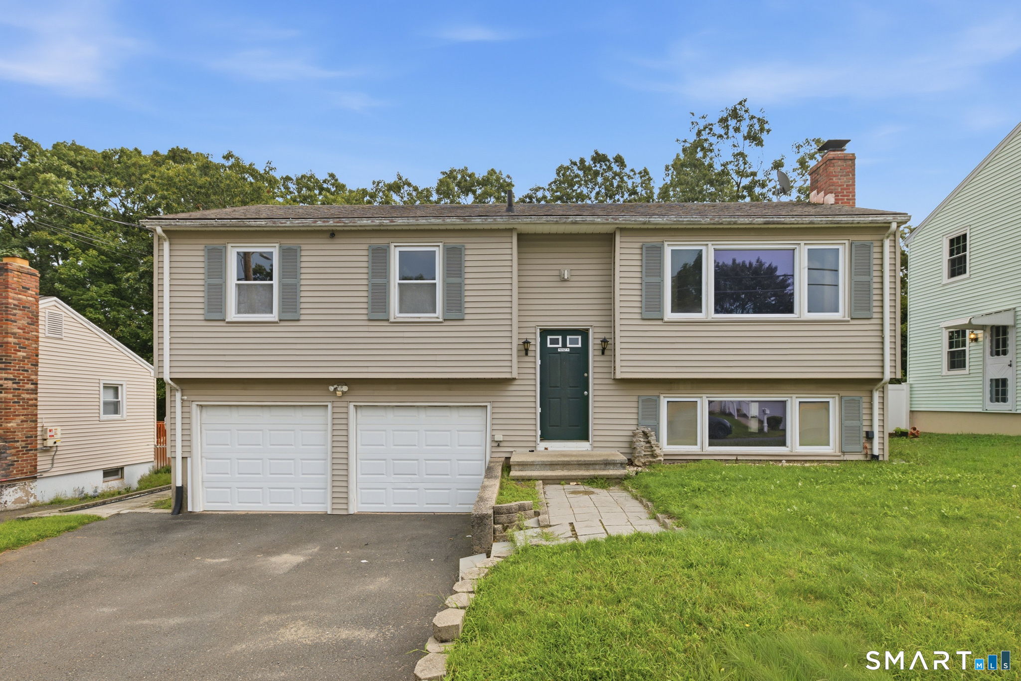 54 Horseshoe Drive — photo