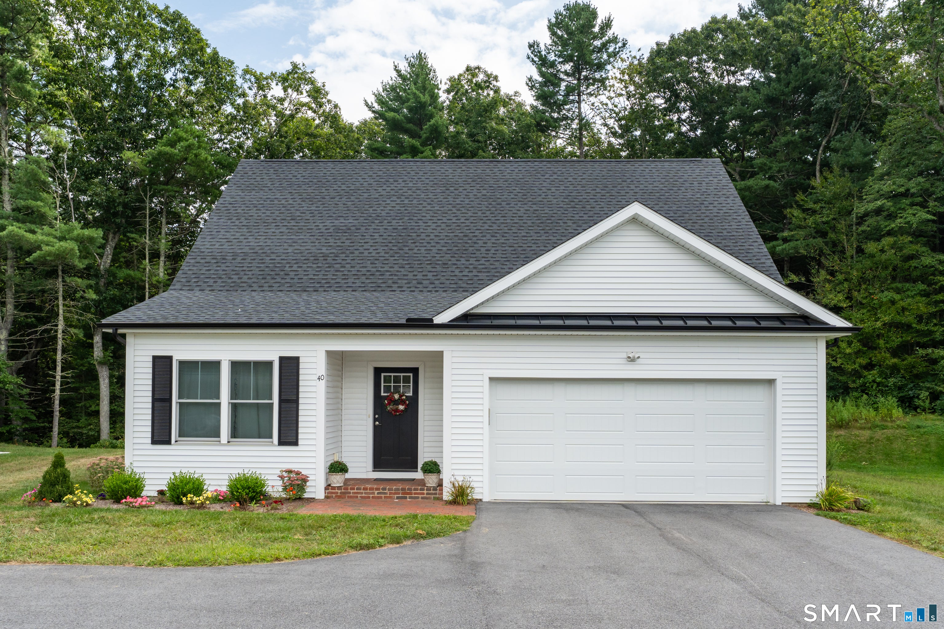 40 Jordan Lane — photo