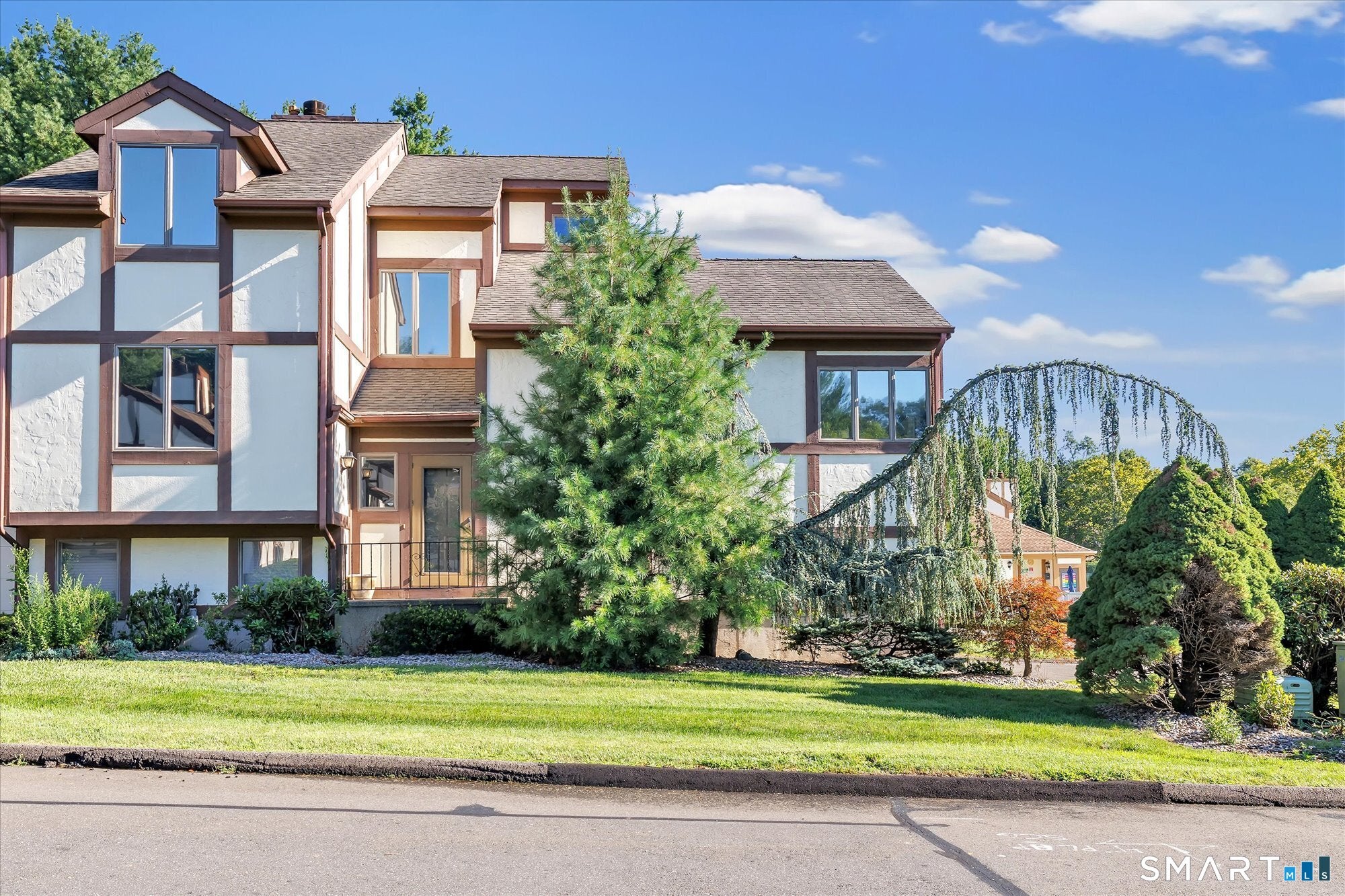 690 Forest Road 463 — photo