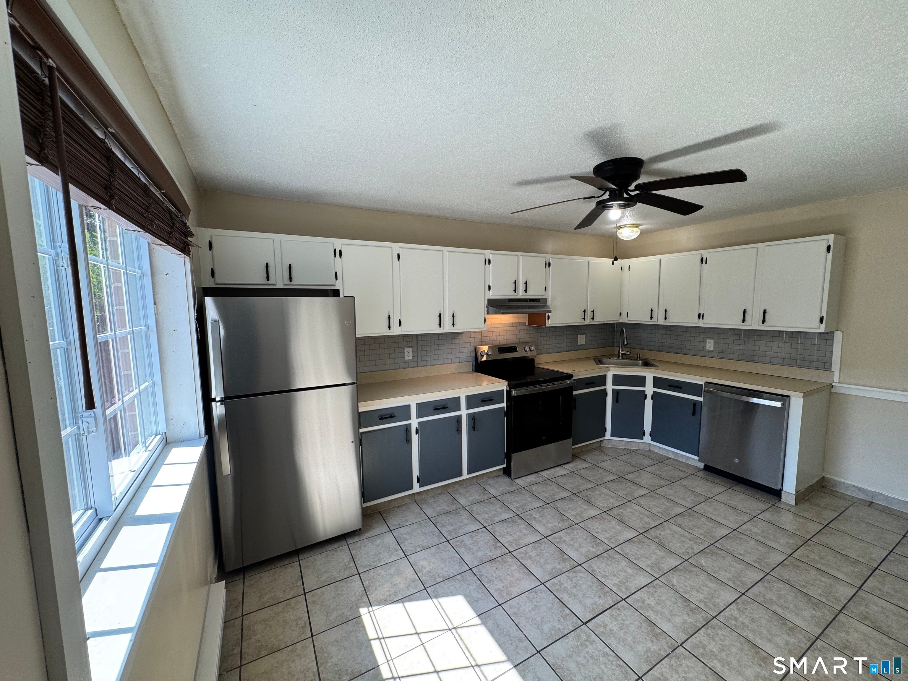 495 Scott Road 3 — photo