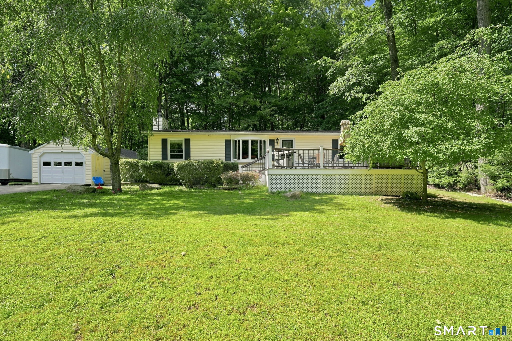 21 Deerfield Drive — photo