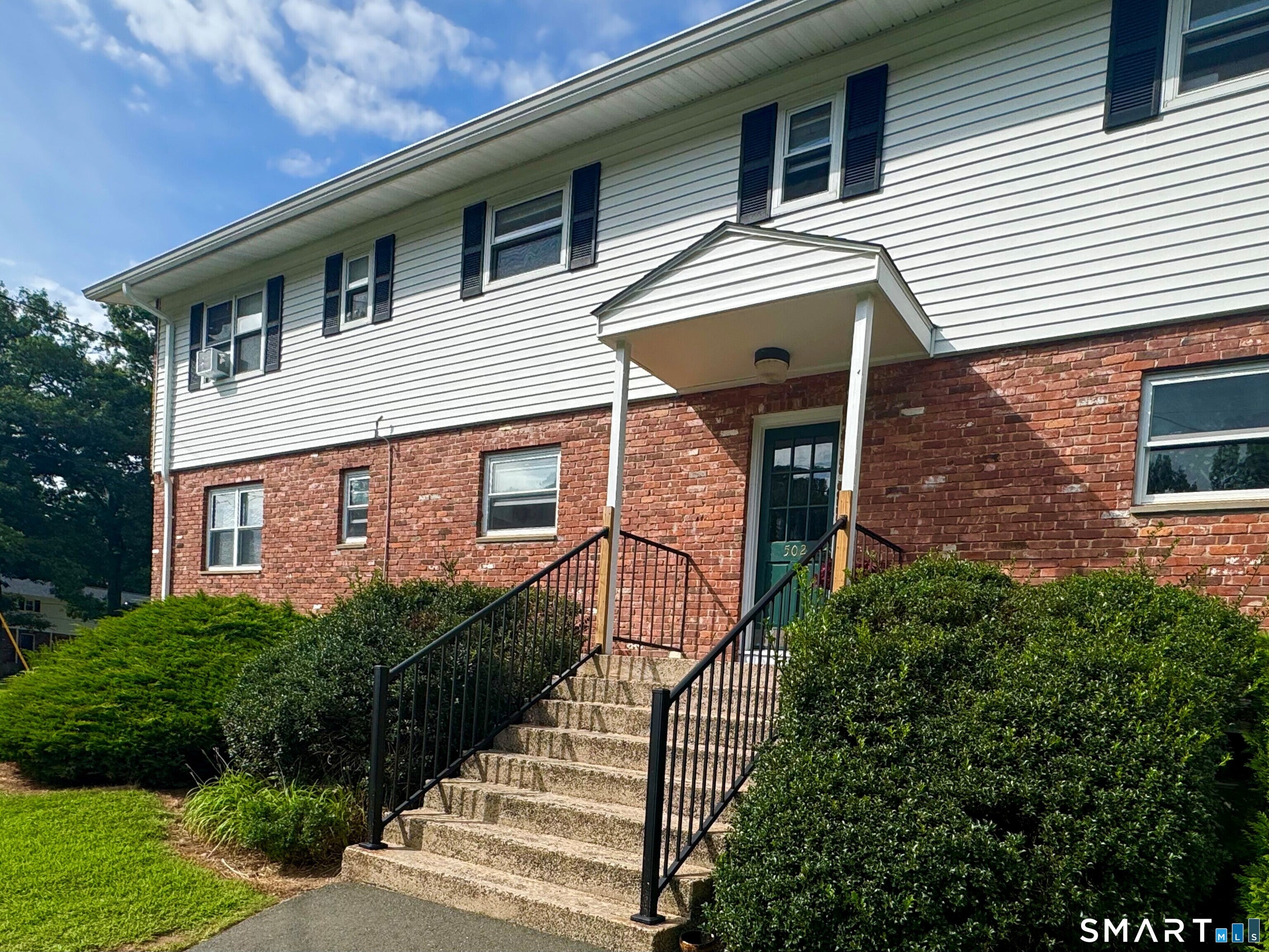 502 Oak Avenue 17 — photo