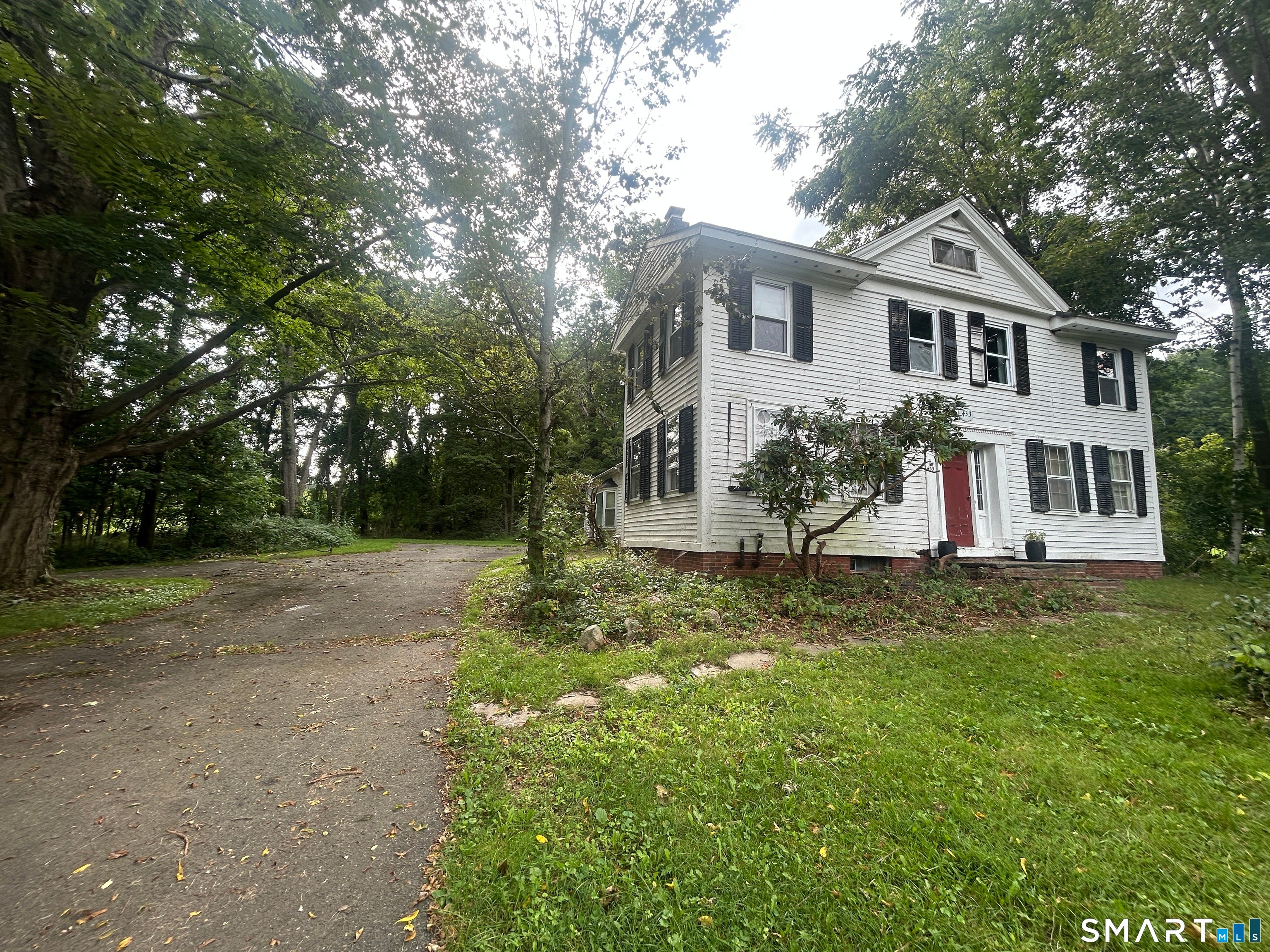 433 Simsbury Road — photo