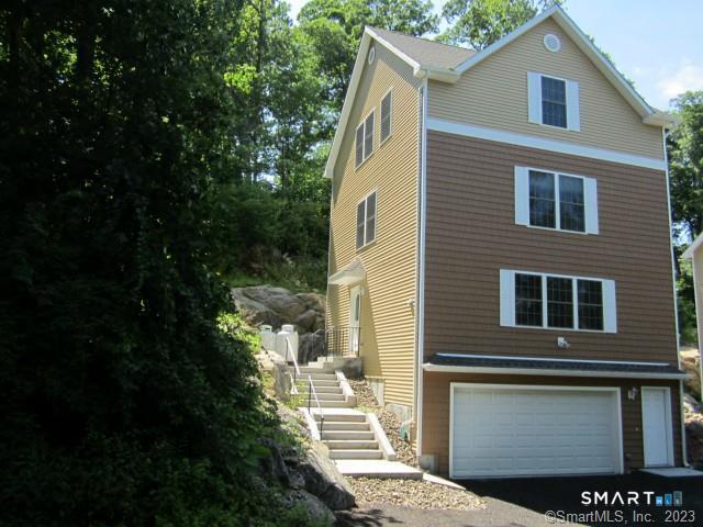 2 Reynolds Road — photo