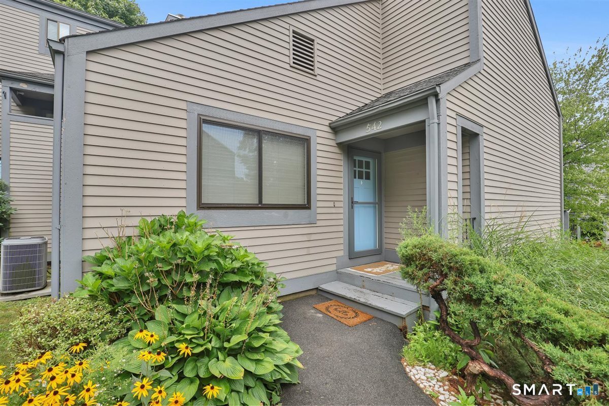 542 Pilgrim Harbor 542 — photo