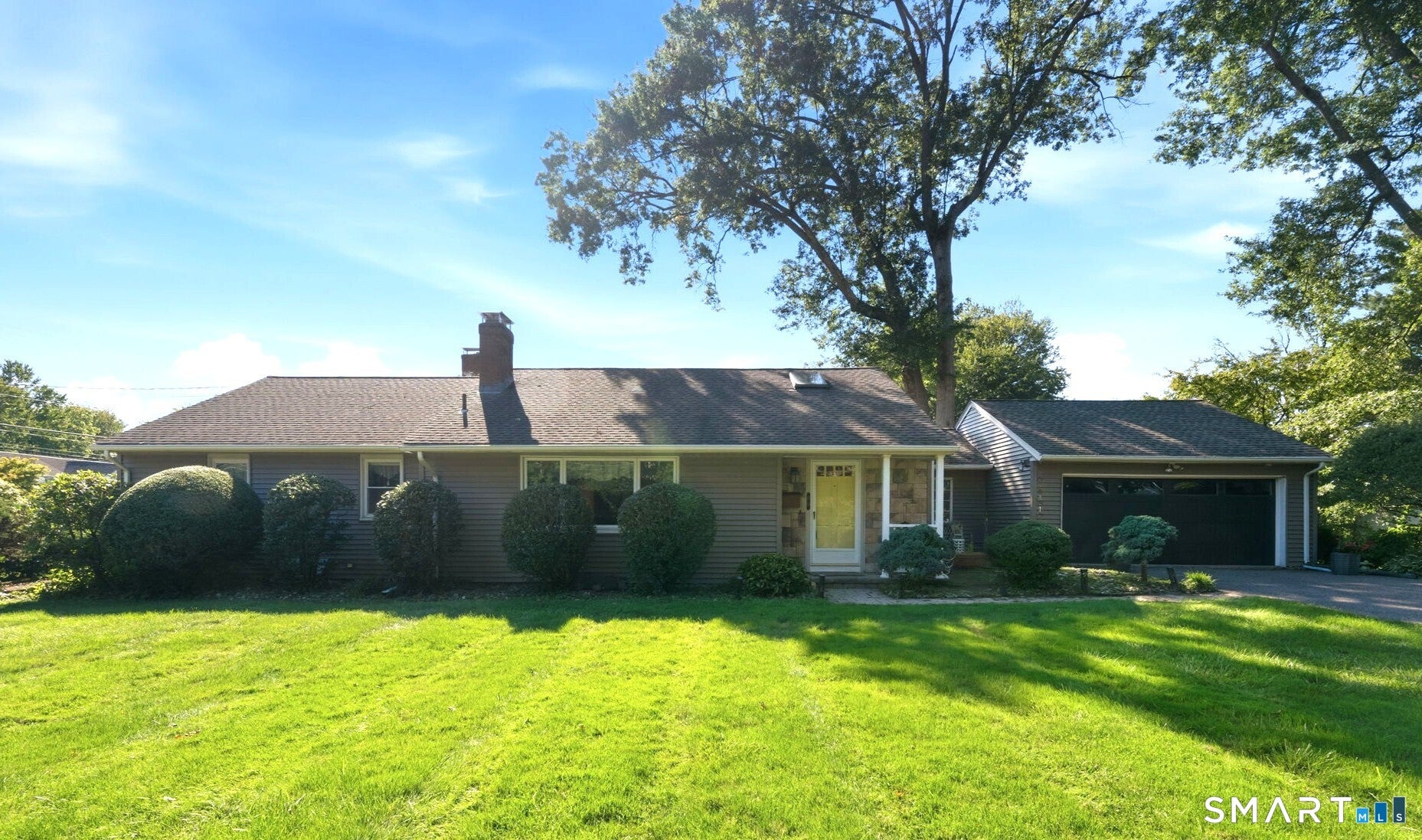 89 Mohegan Drive — photo