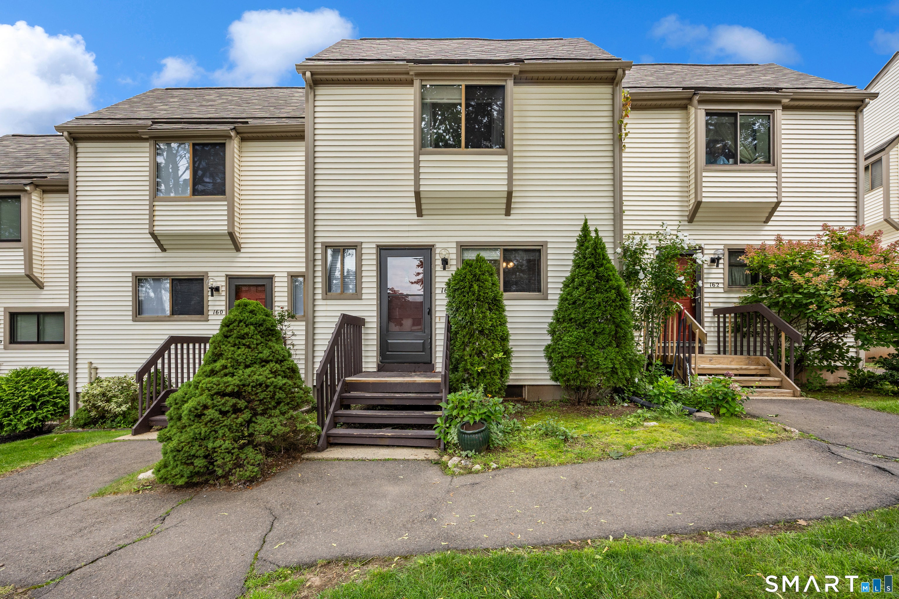 161 Suffolk Court 161 — photo