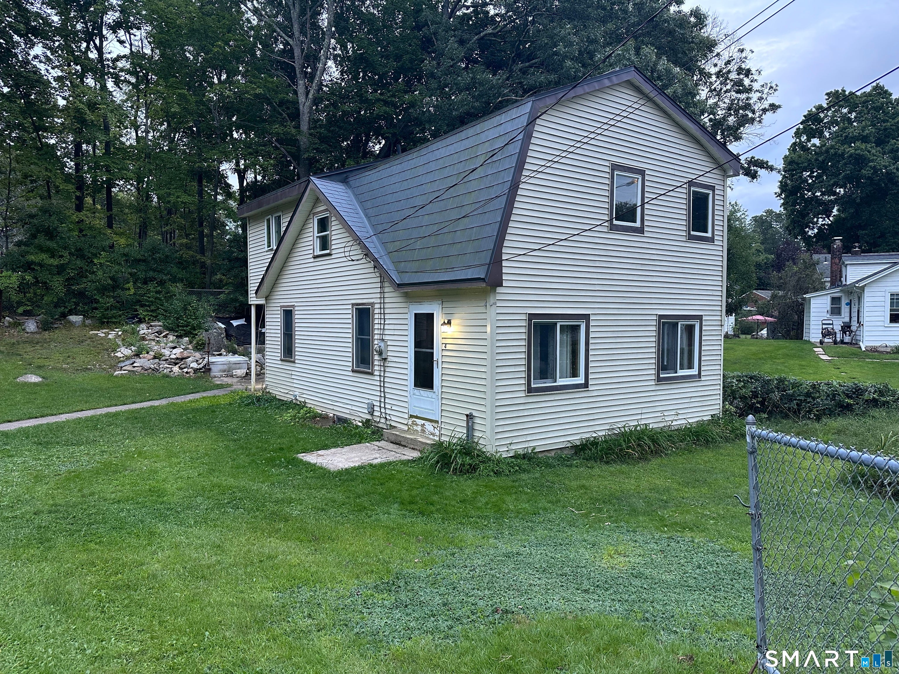 4 Ellis Road — photo