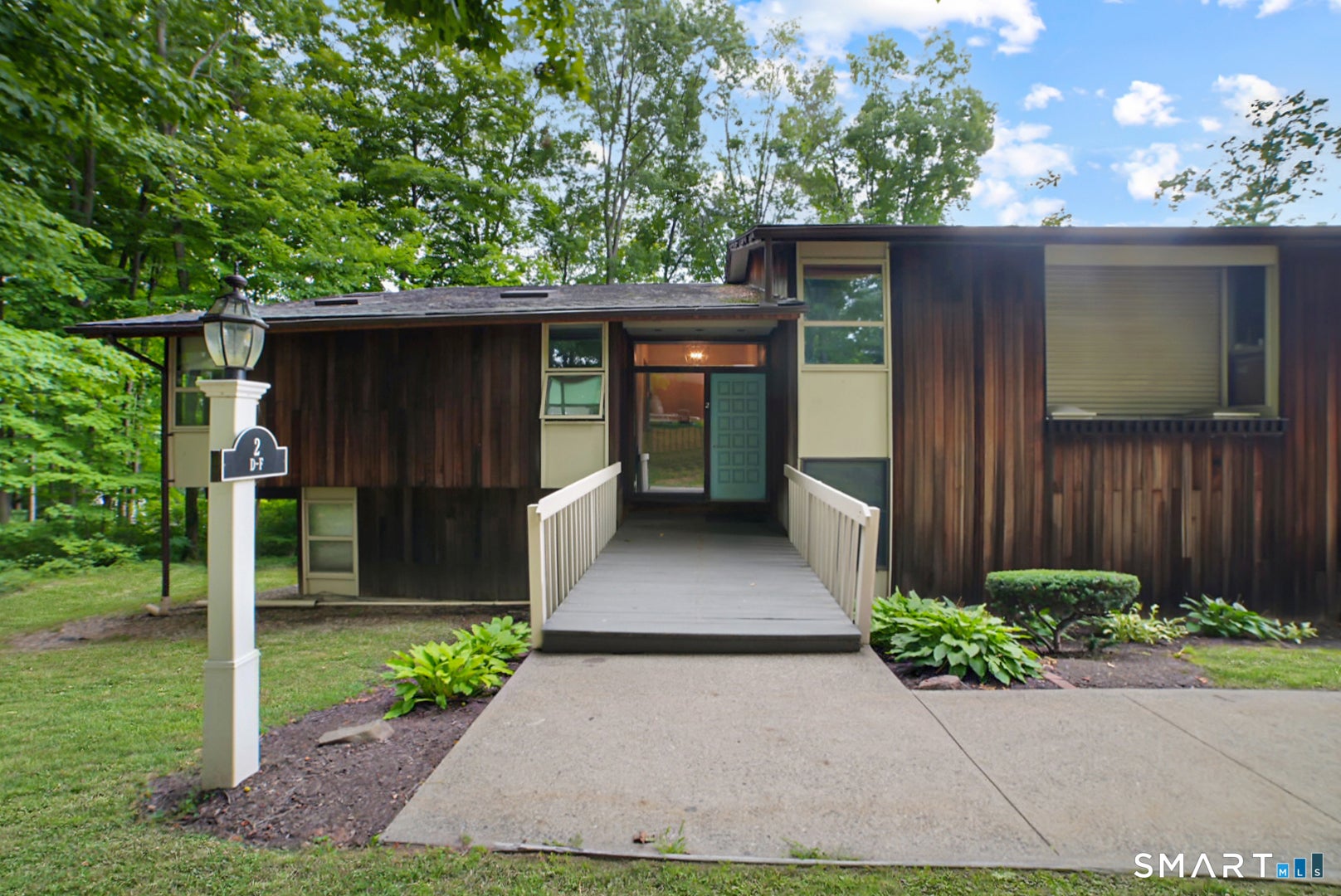 2-F Country Squire Drive 2F — photo