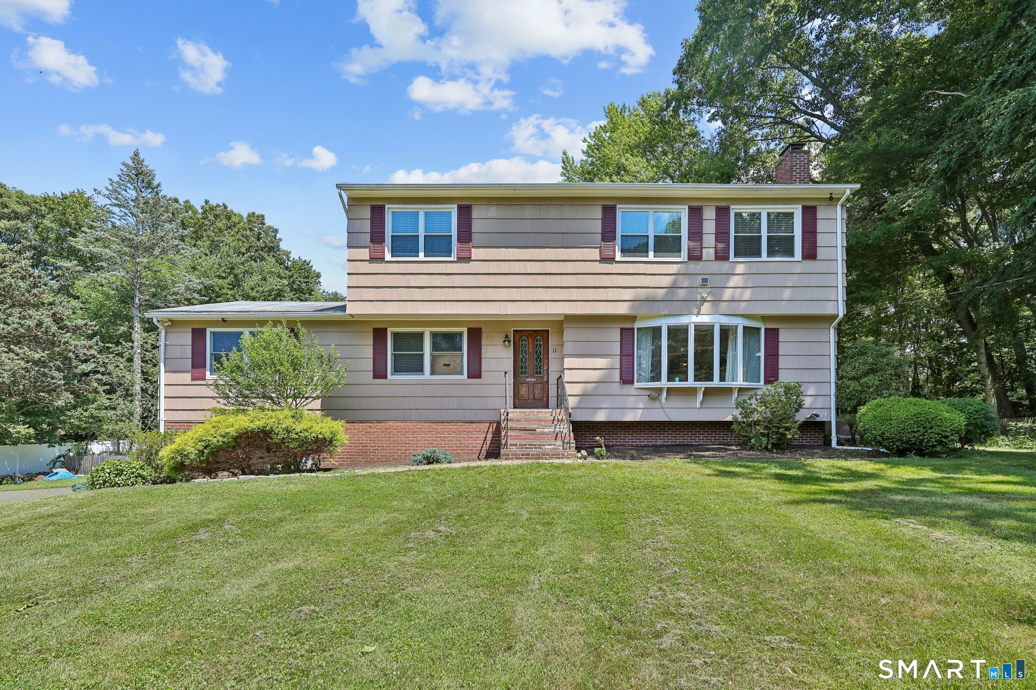 11 Olin Court — photo