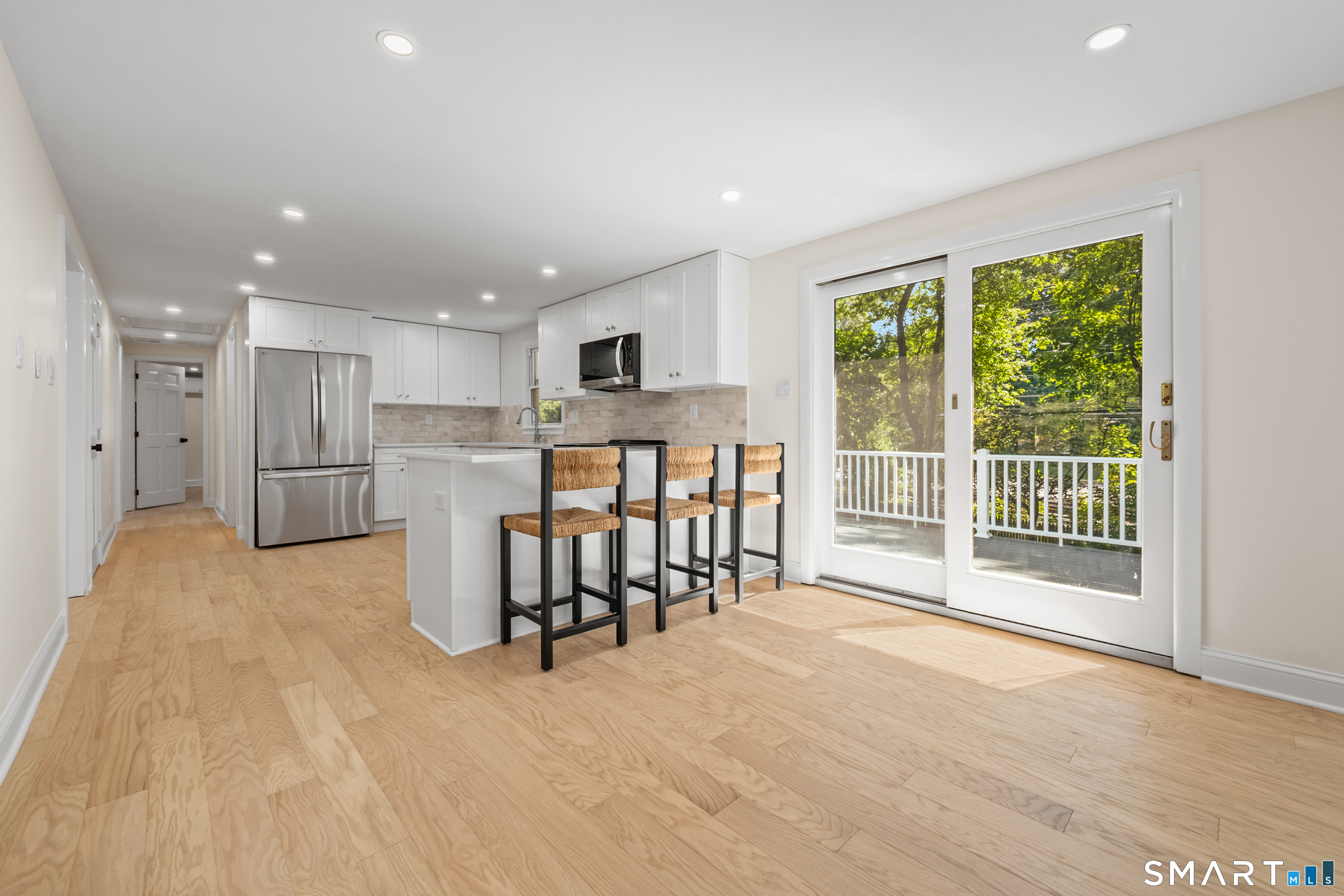 22 Carrona Drive, Greenwich, CT 06878 — photo 3