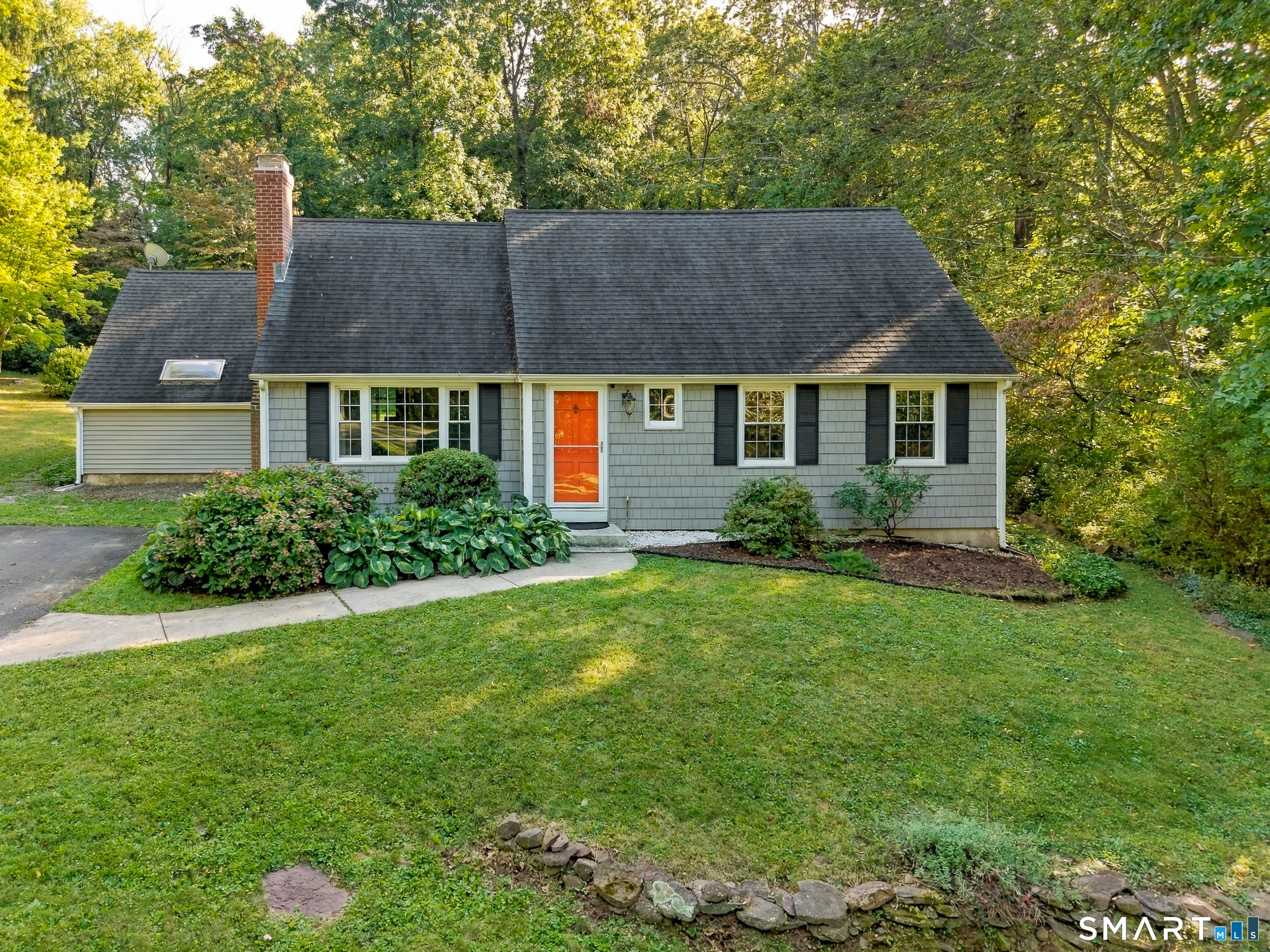 27 Grant Hill Road — photo