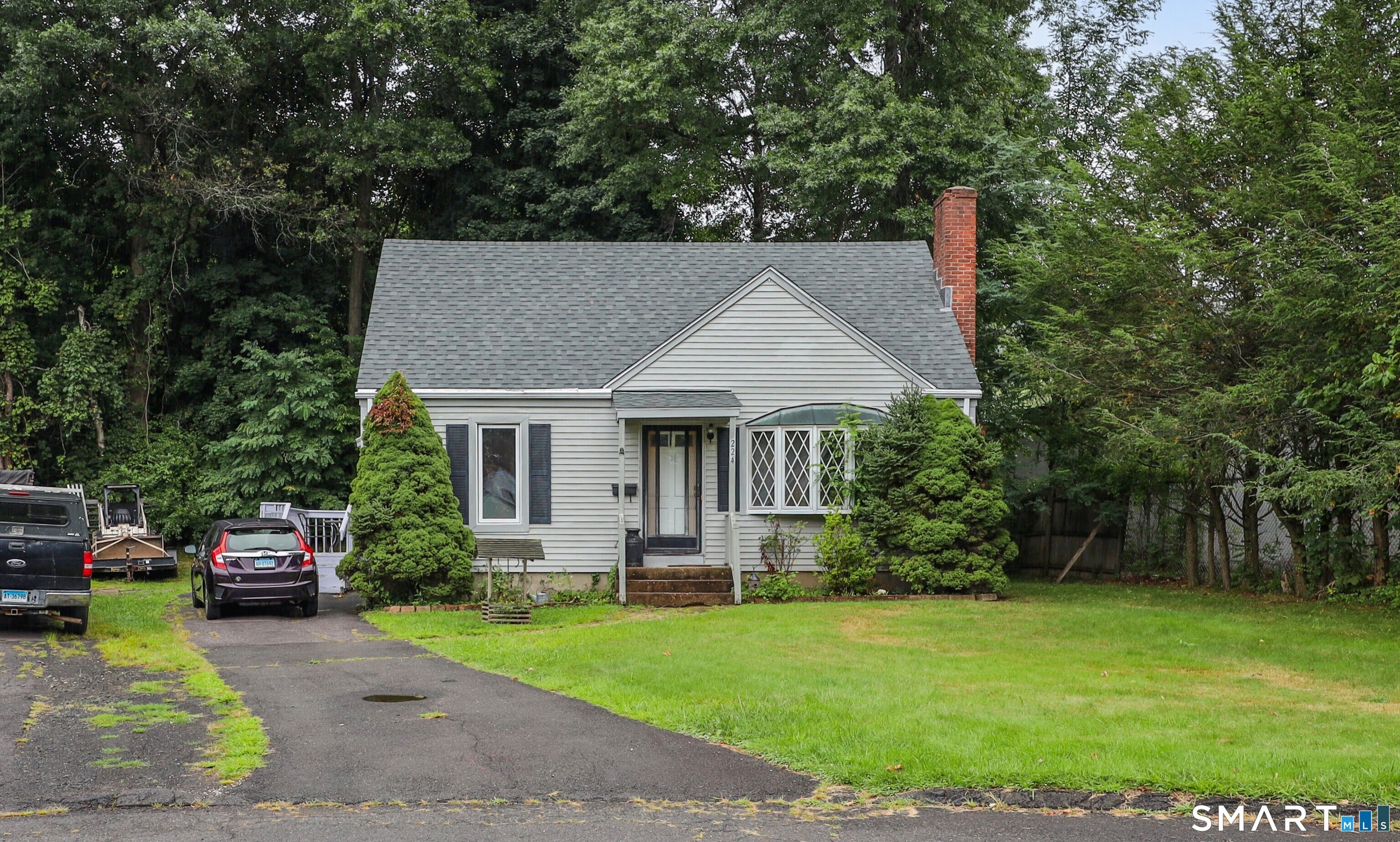 224 Abbotsford Avenue — photo