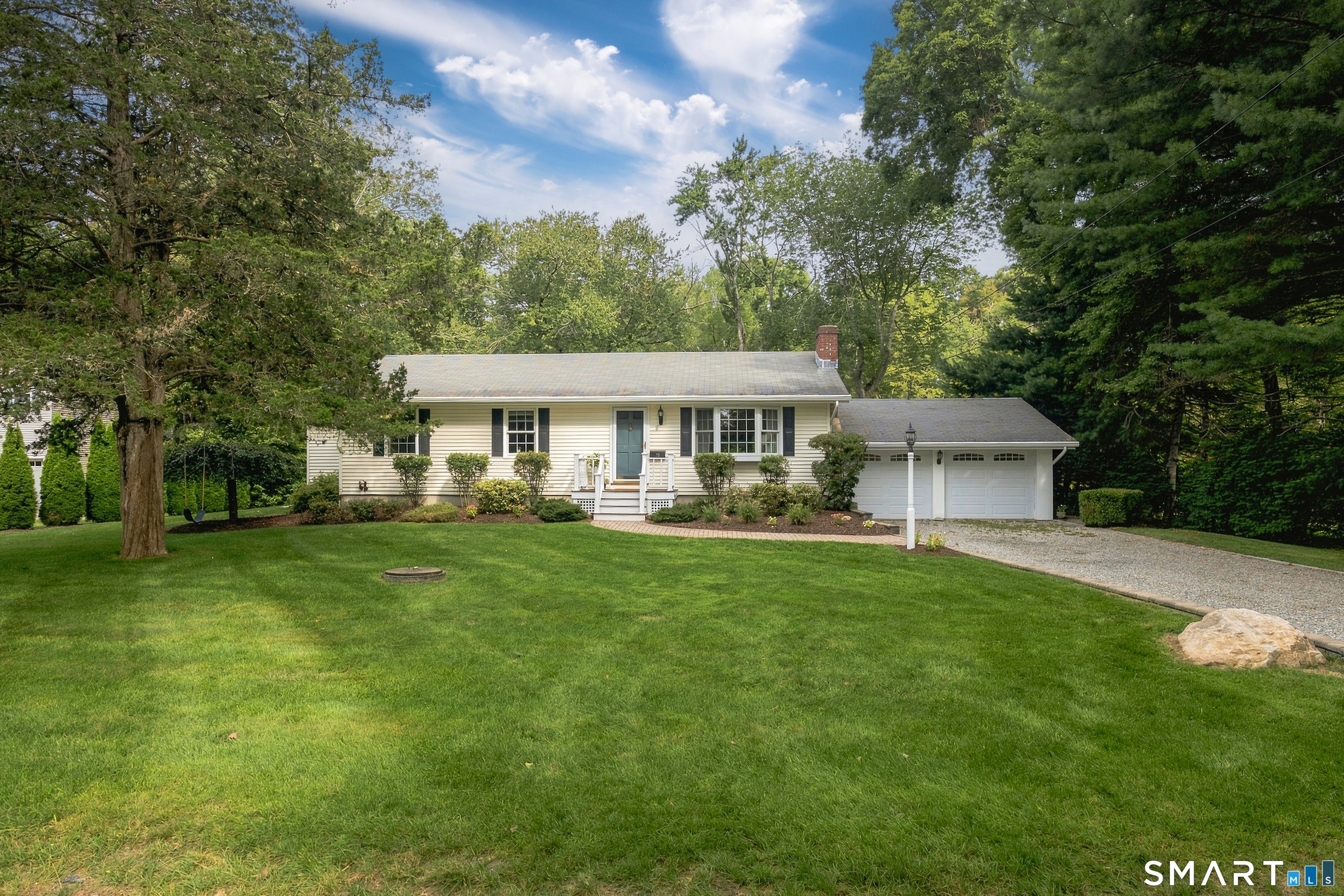 12 Sunset Drive — photo