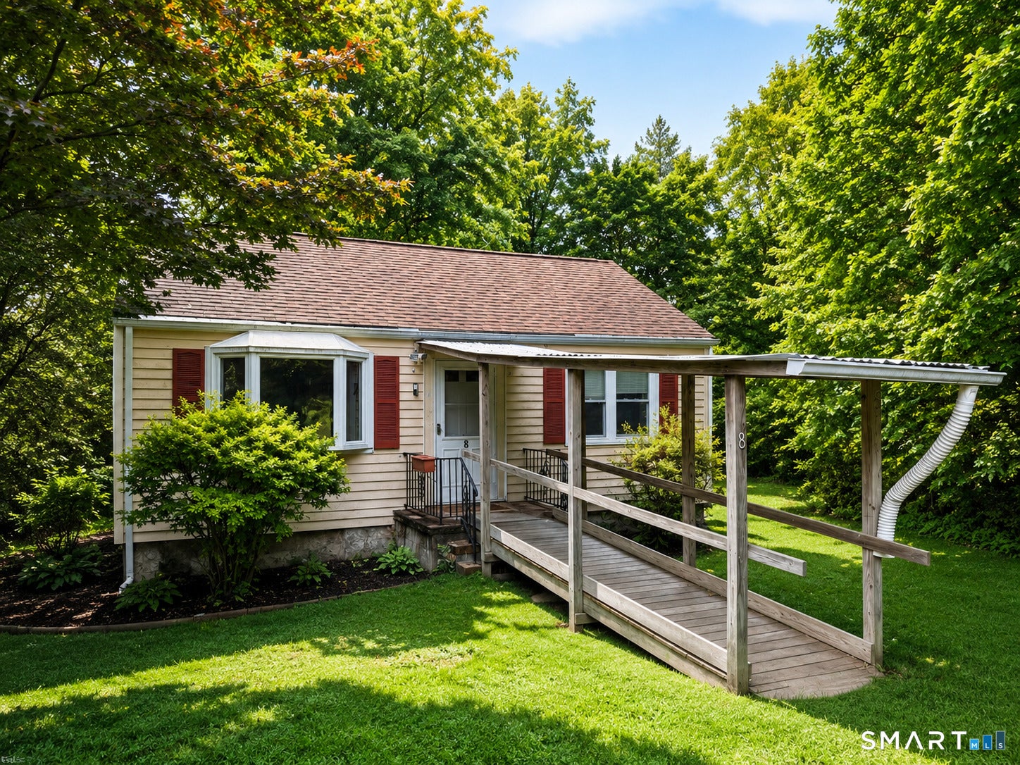 8 Darien Road — photo