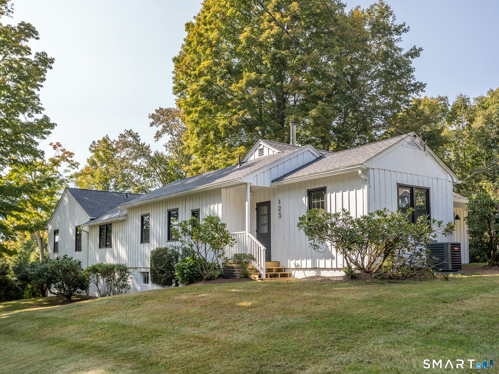 123 Old Litchfield Road — photo