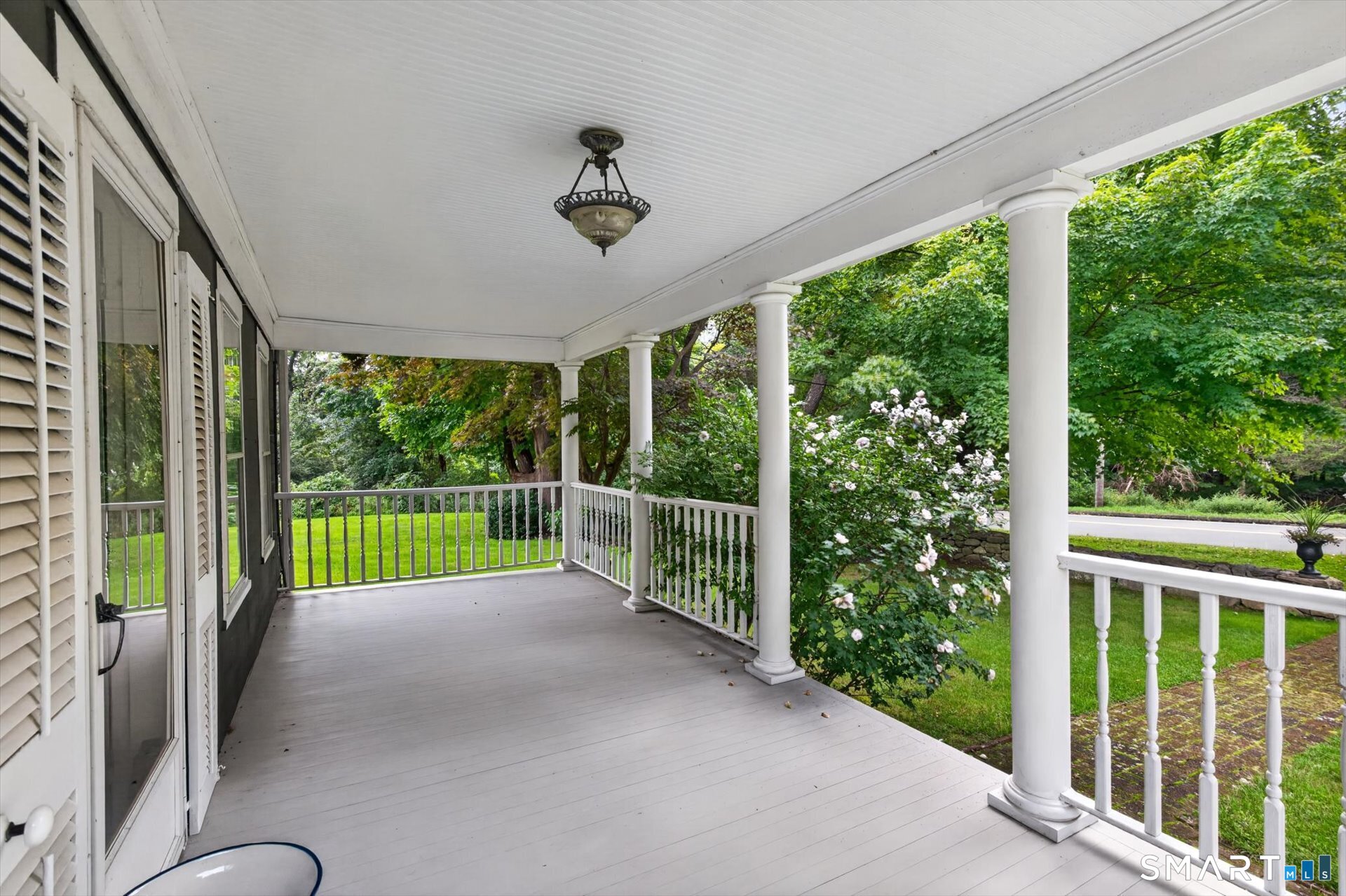 73 Riverside Road, Newtown, CT 06482 — photo 3