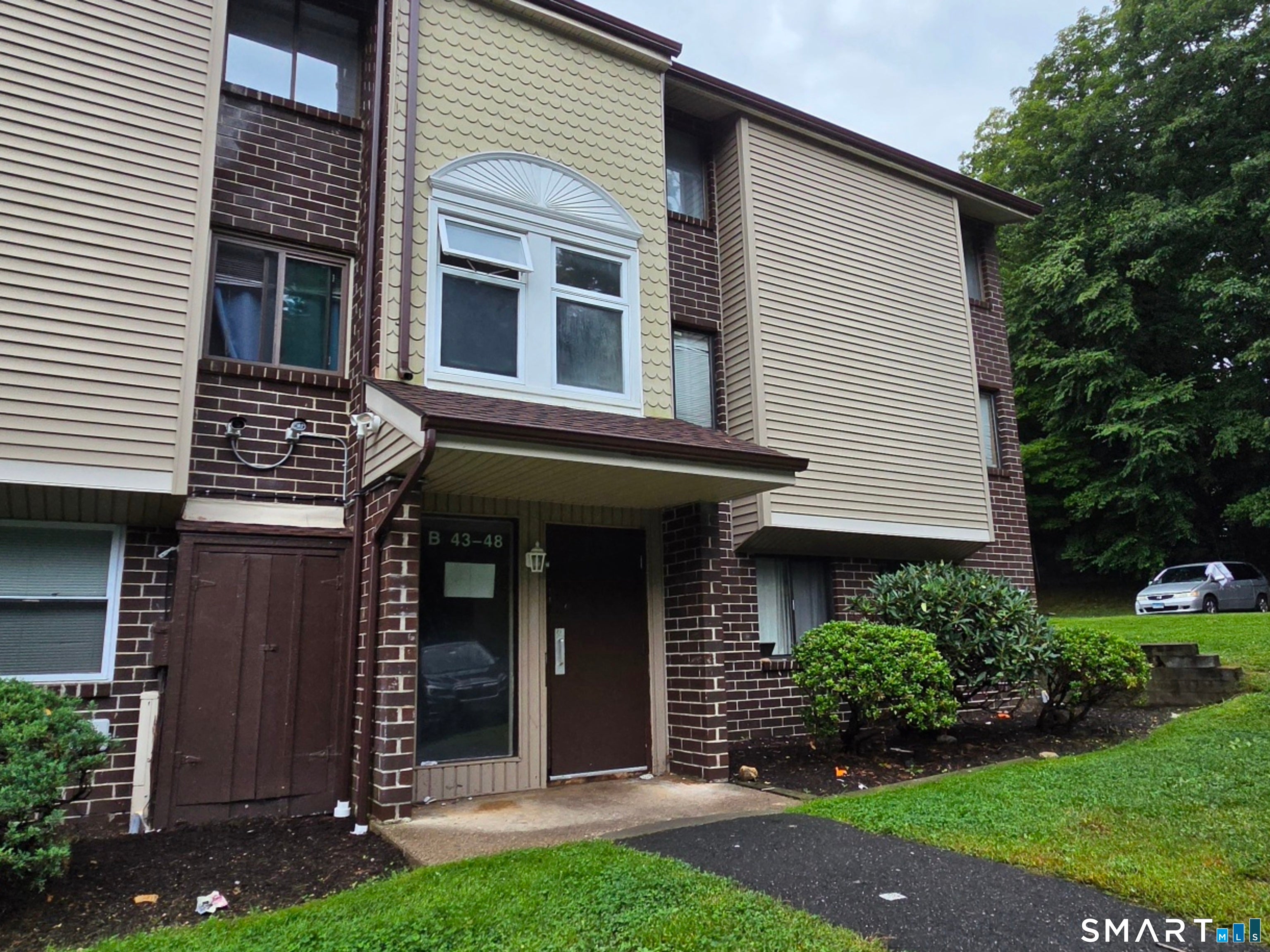 7 Padanaram Road B47 — photo