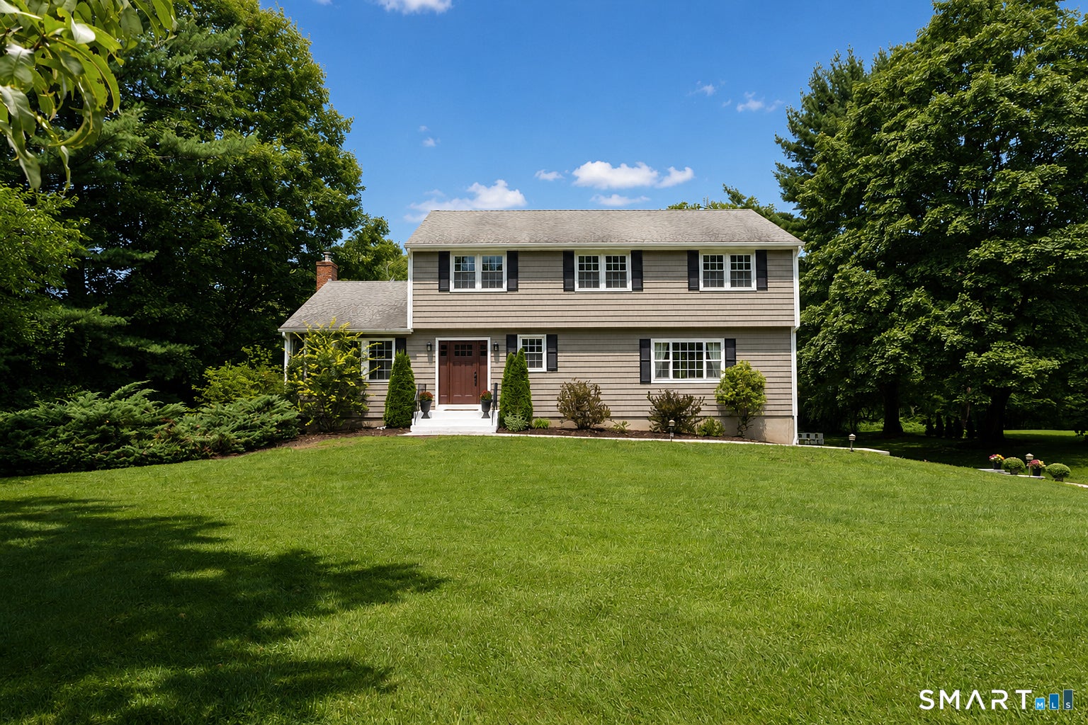 25 Watson Drive — photo