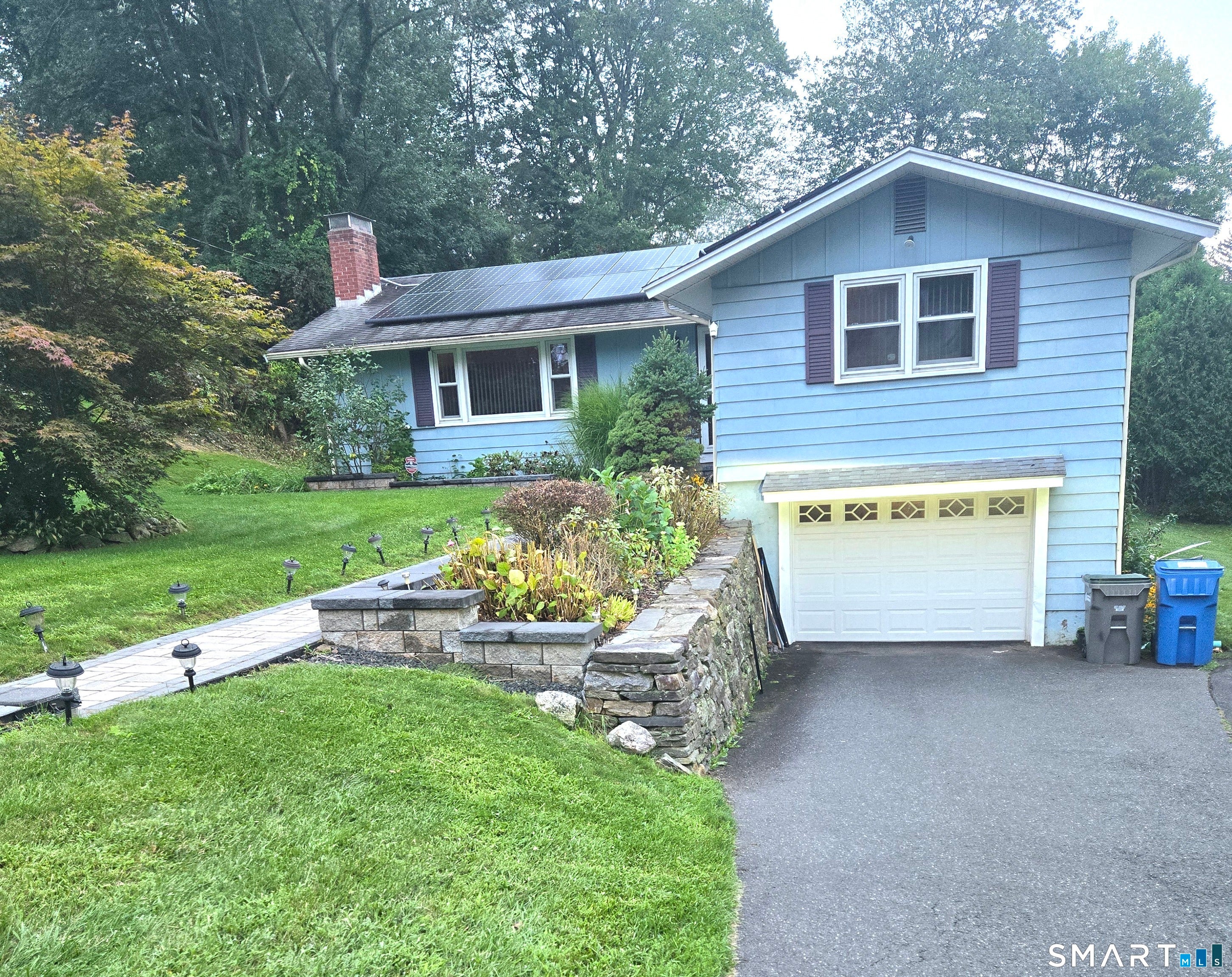 48 Ferguson Road — photo
