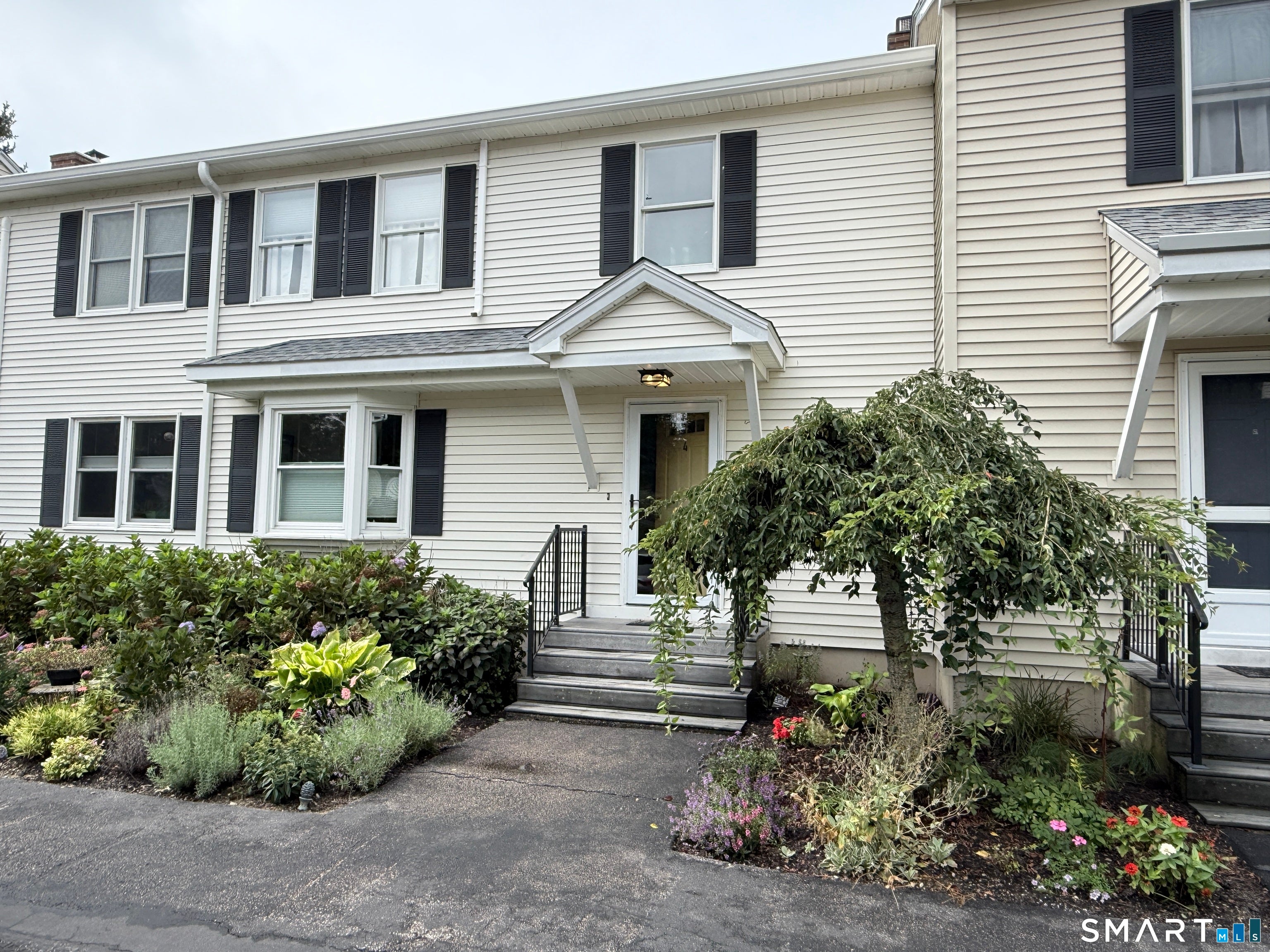 4 Castle Meadow Drive 4 — photo