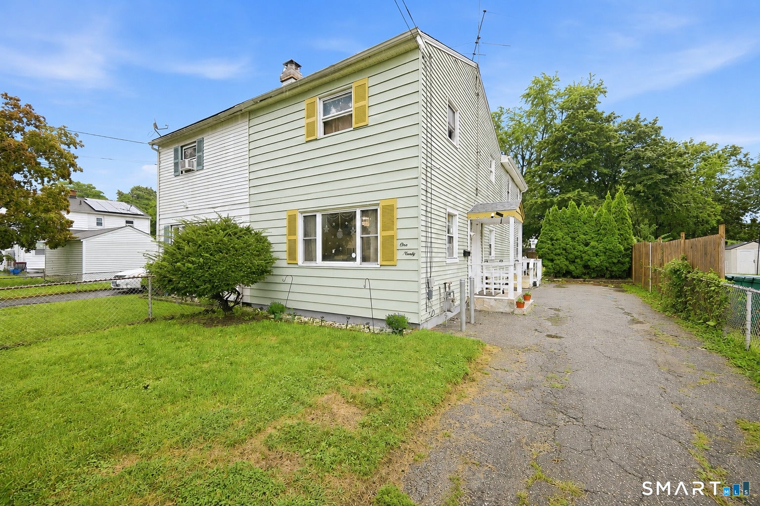 190 McGrath Court — photo